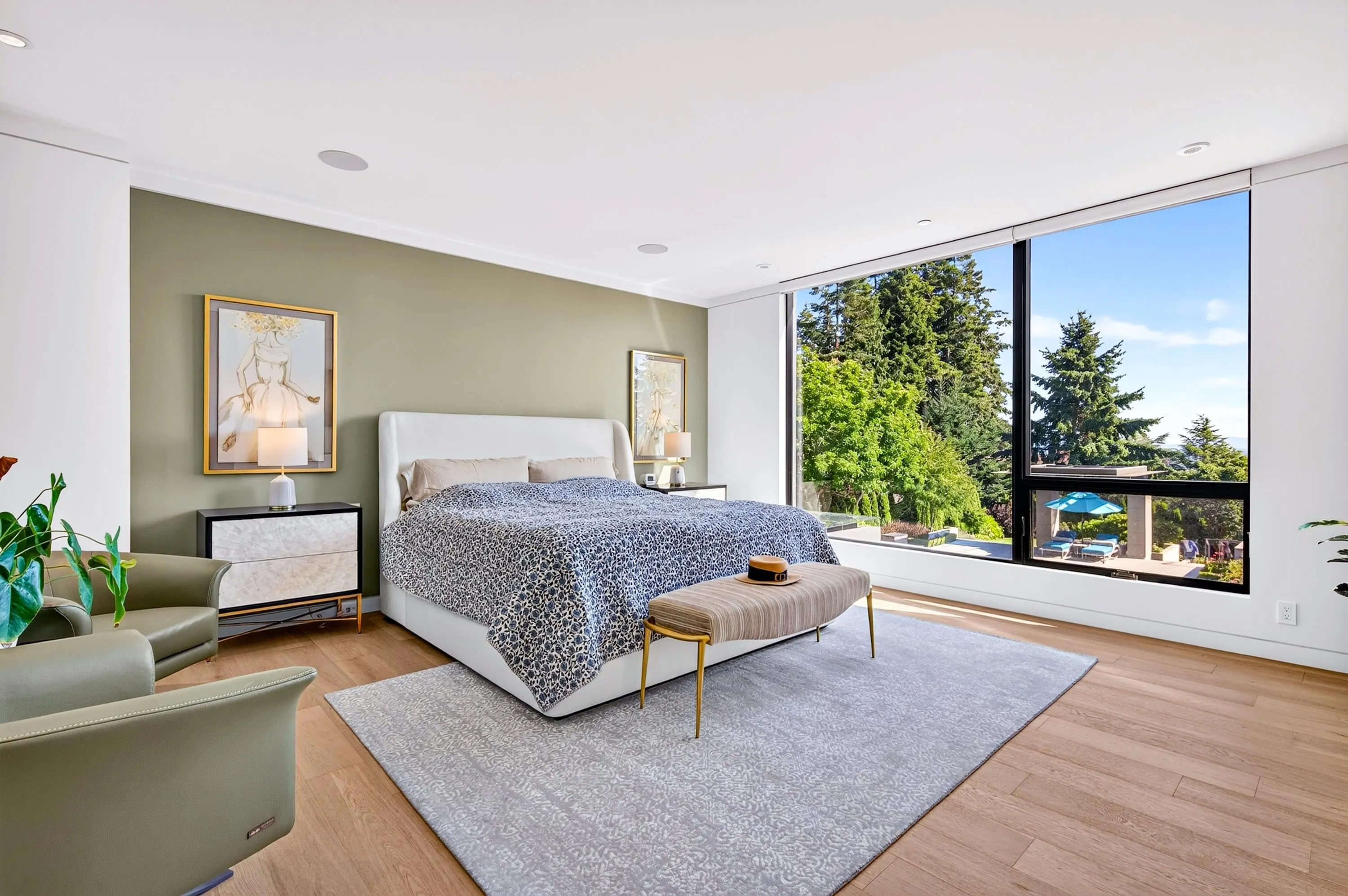 13386 Marine Drive