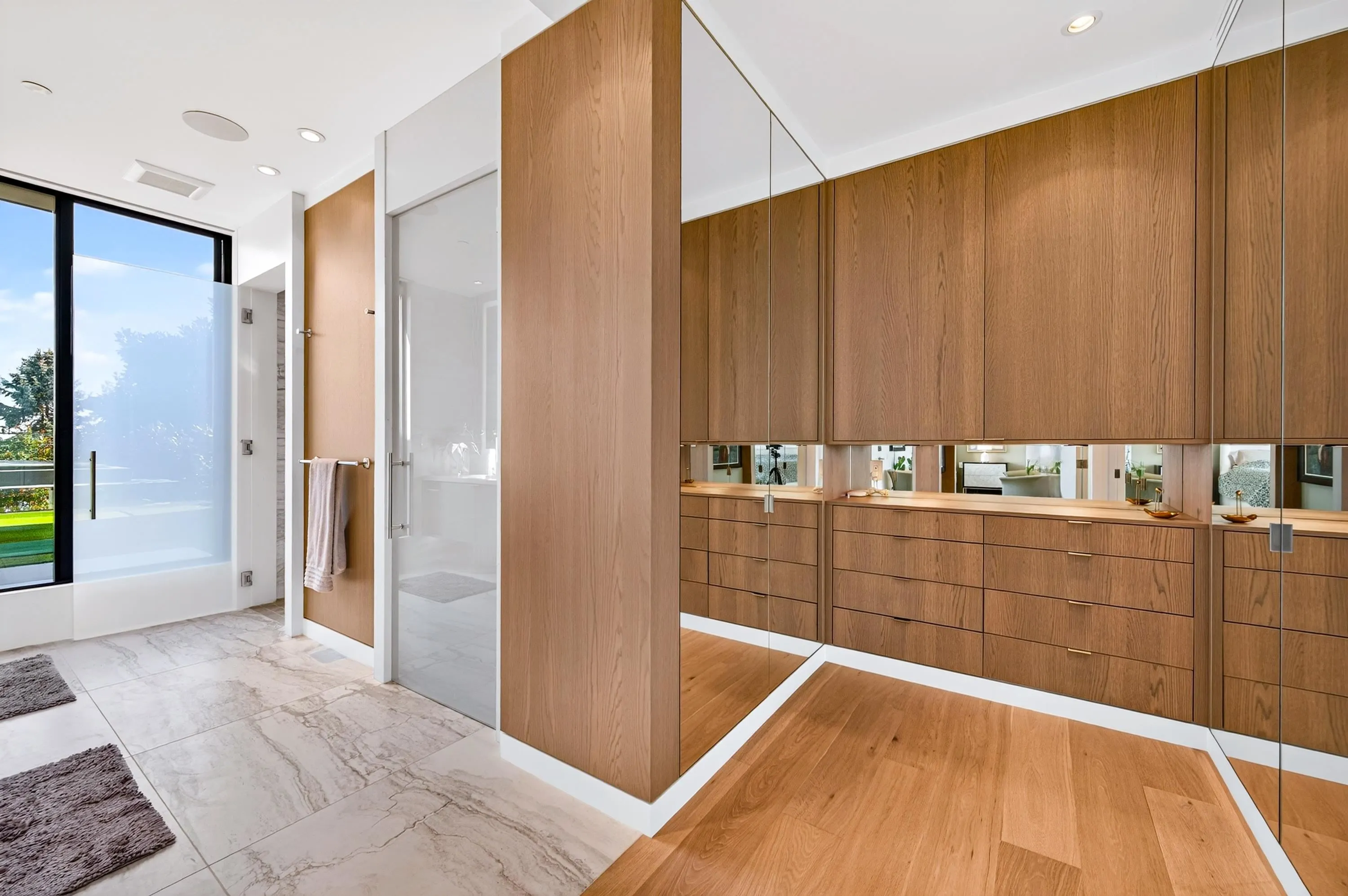 13386 Marine Drive