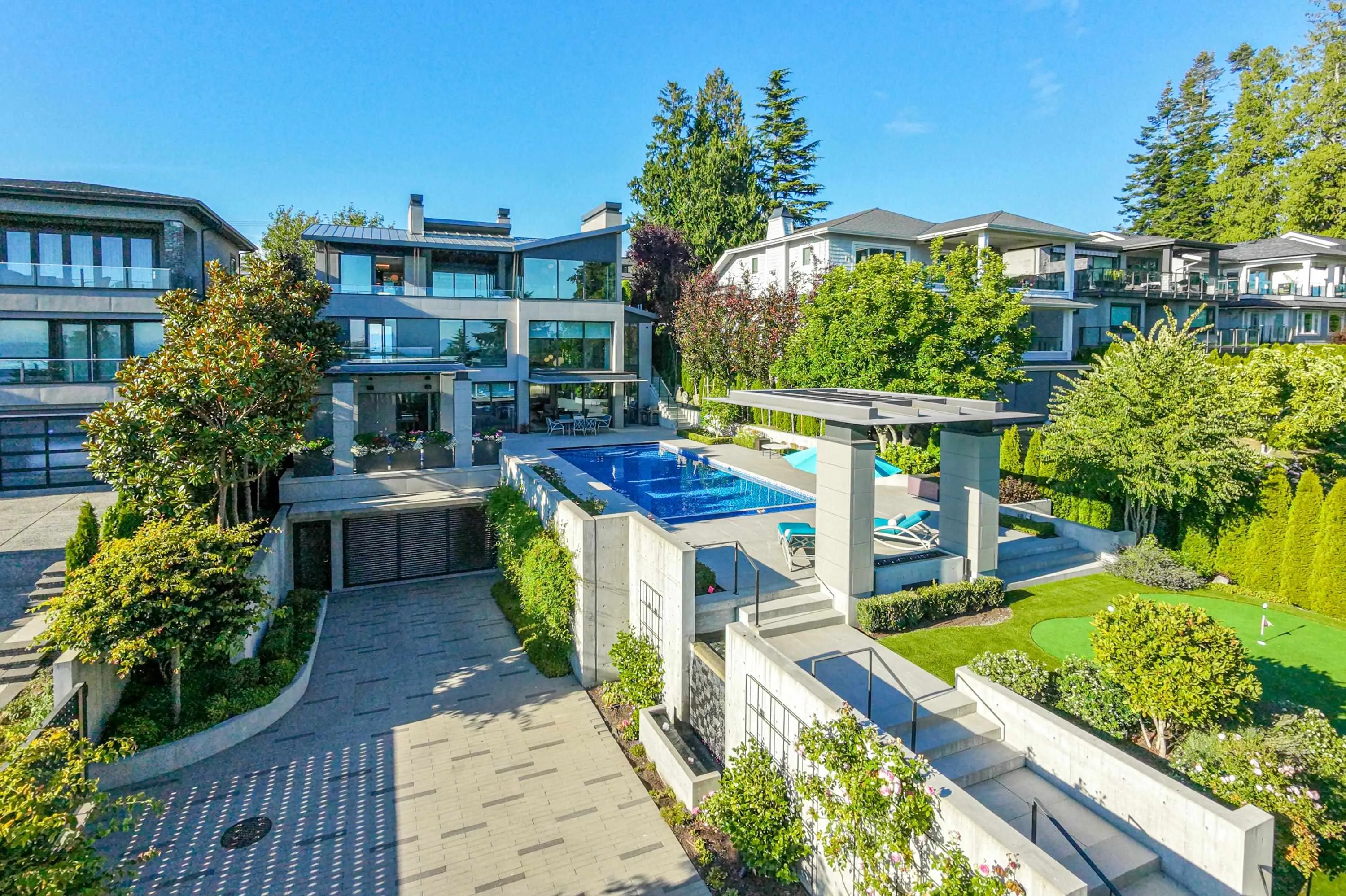 13386 Marine Drive