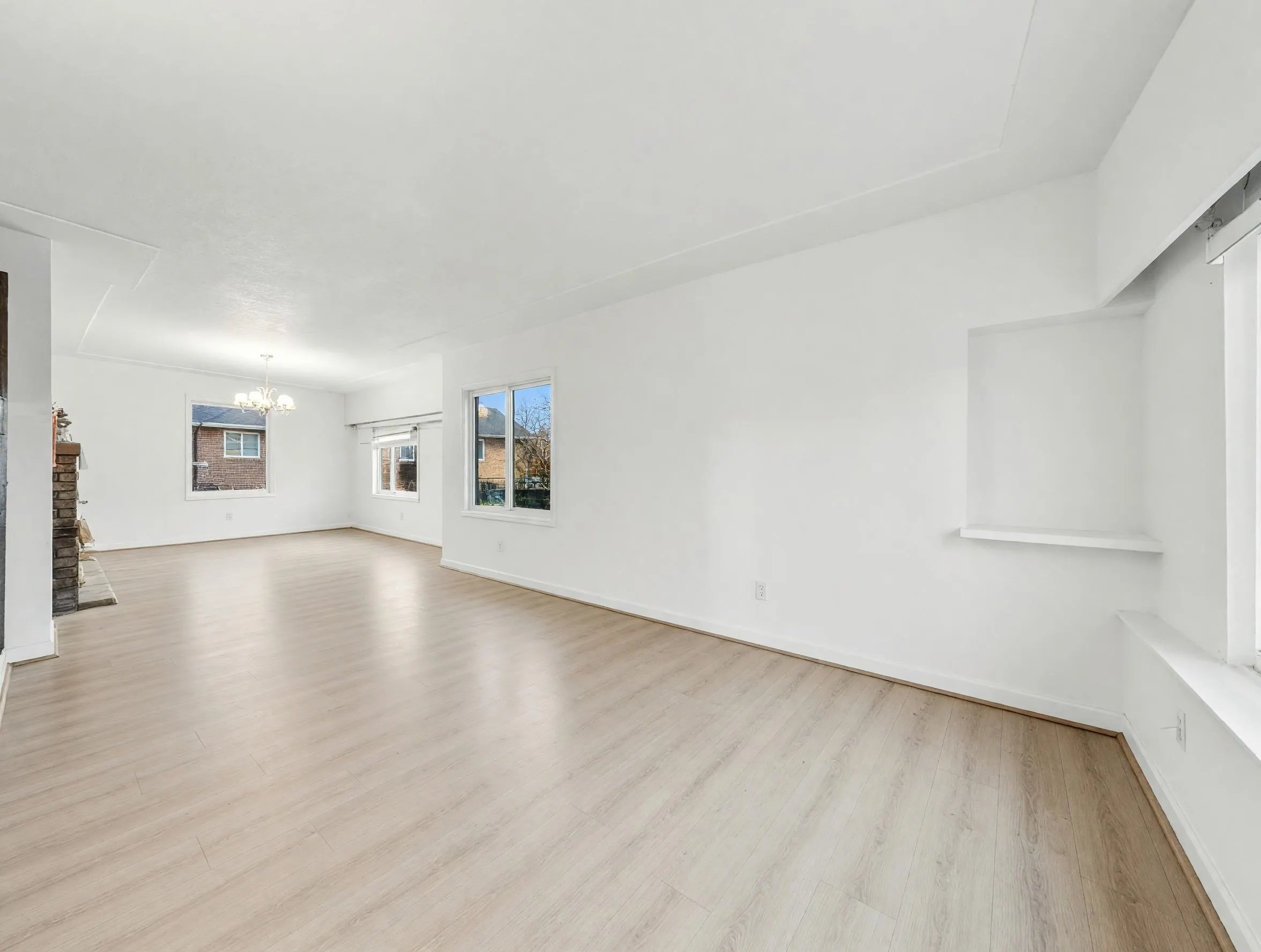 122 W 17th Avenue