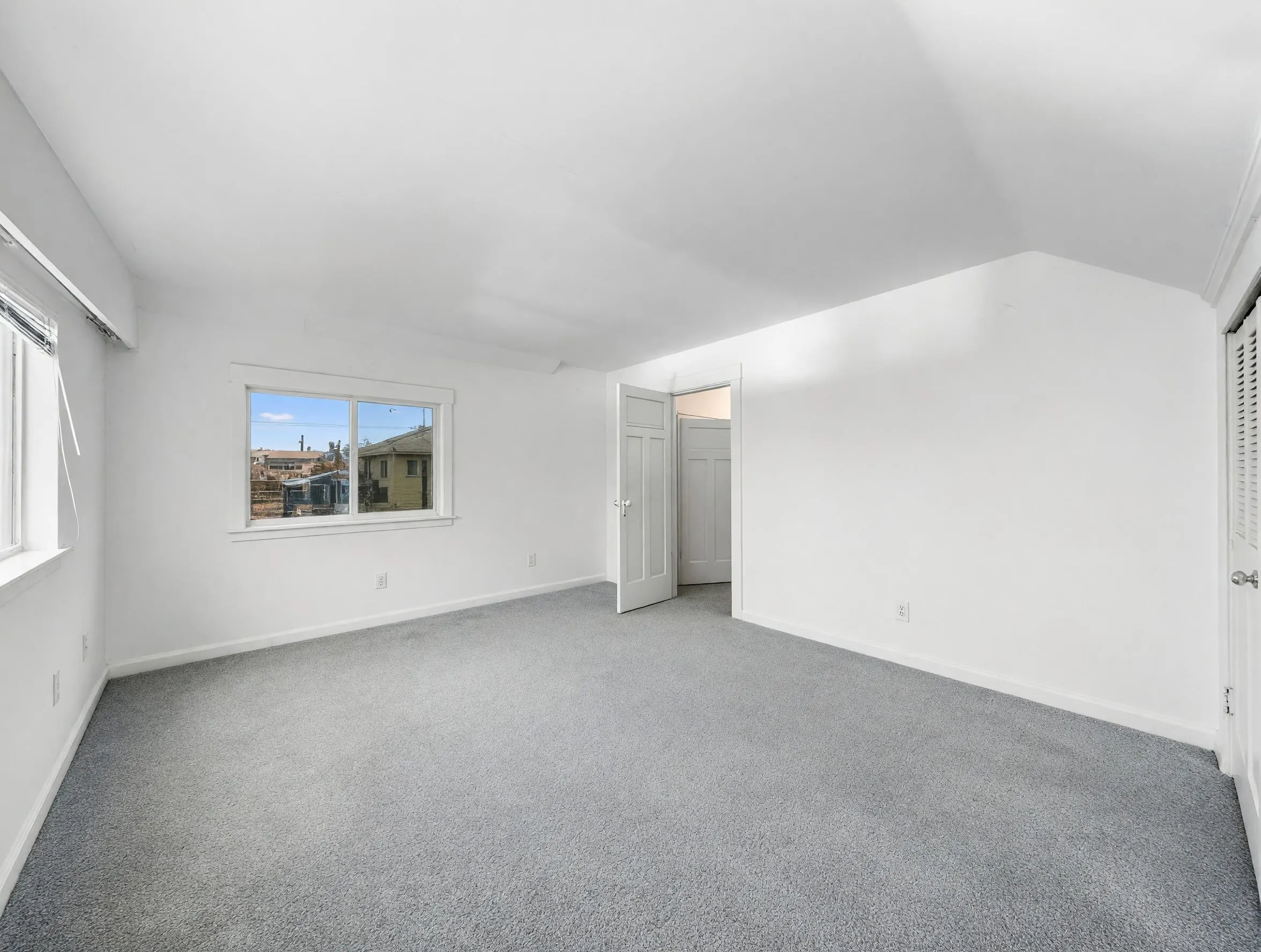 122 W 17th Avenue