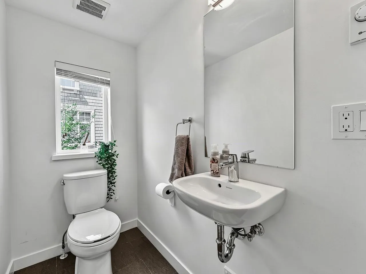 15850 85 Avenue #109
