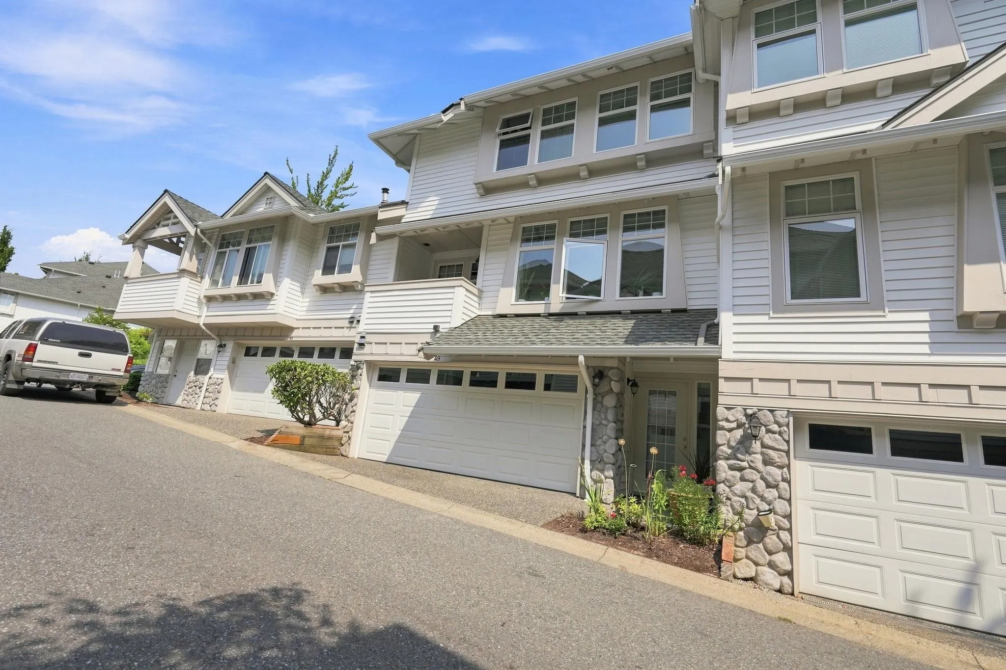 15037 58 Avenue #49
