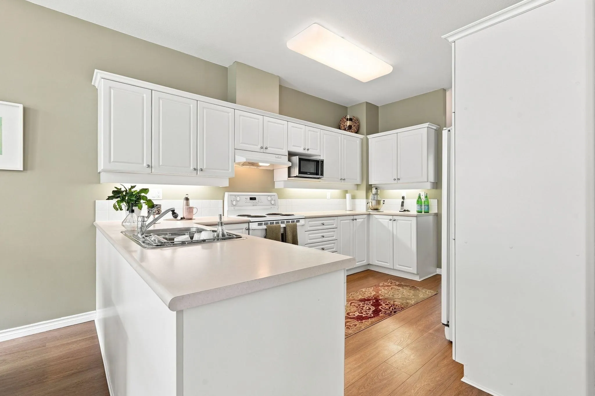 15037 58 Avenue #49
