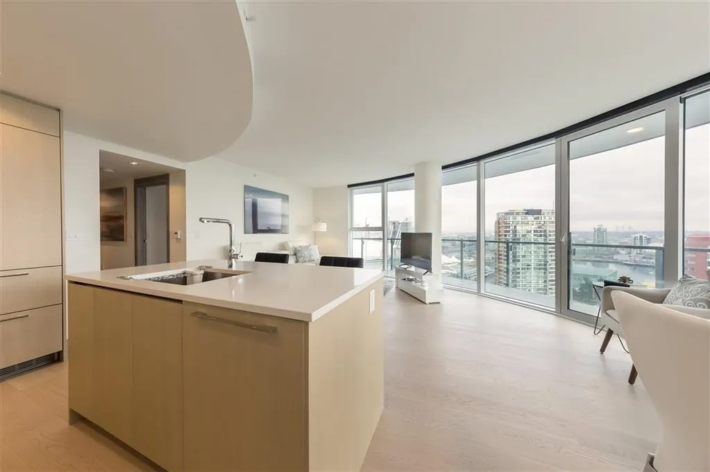 89 Nelson Street #2417