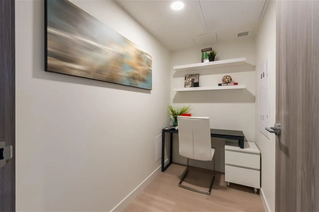 89 Nelson Street #2417