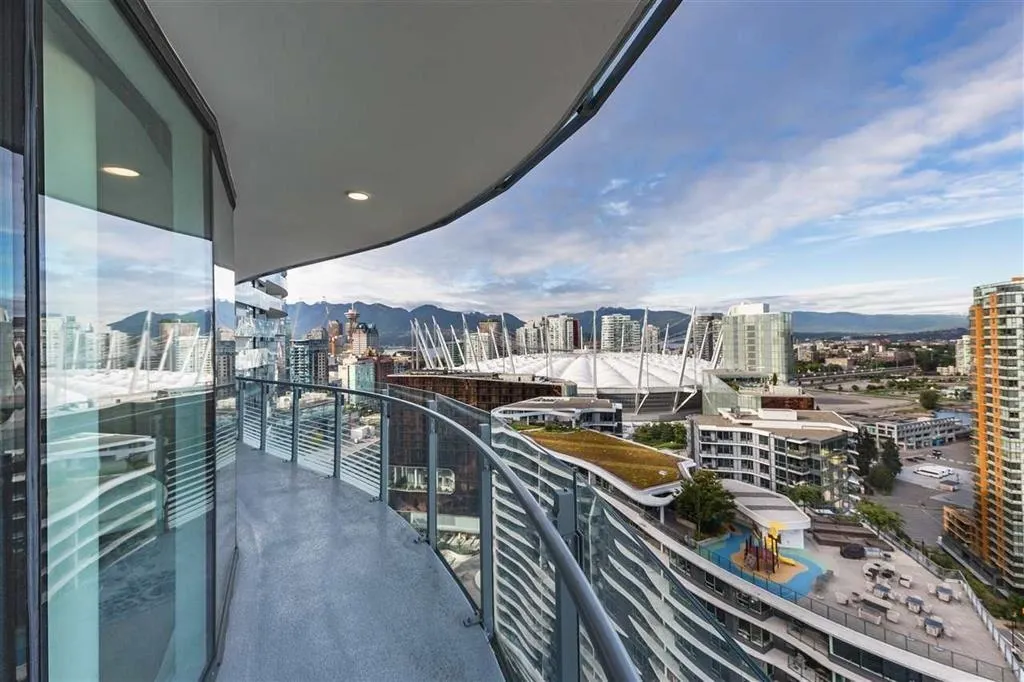 89 Nelson Street #2417