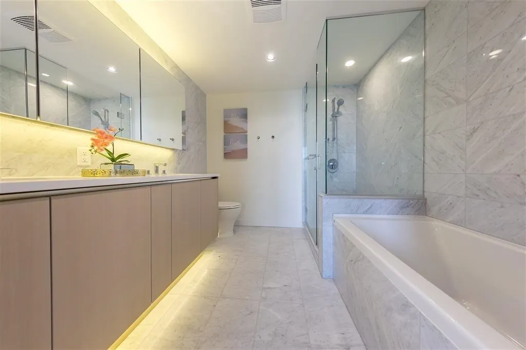 89 Nelson Street #2417