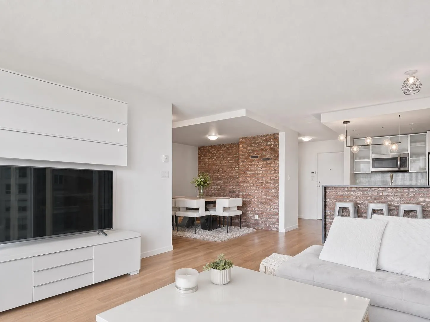 980 Cooperage Way #801
