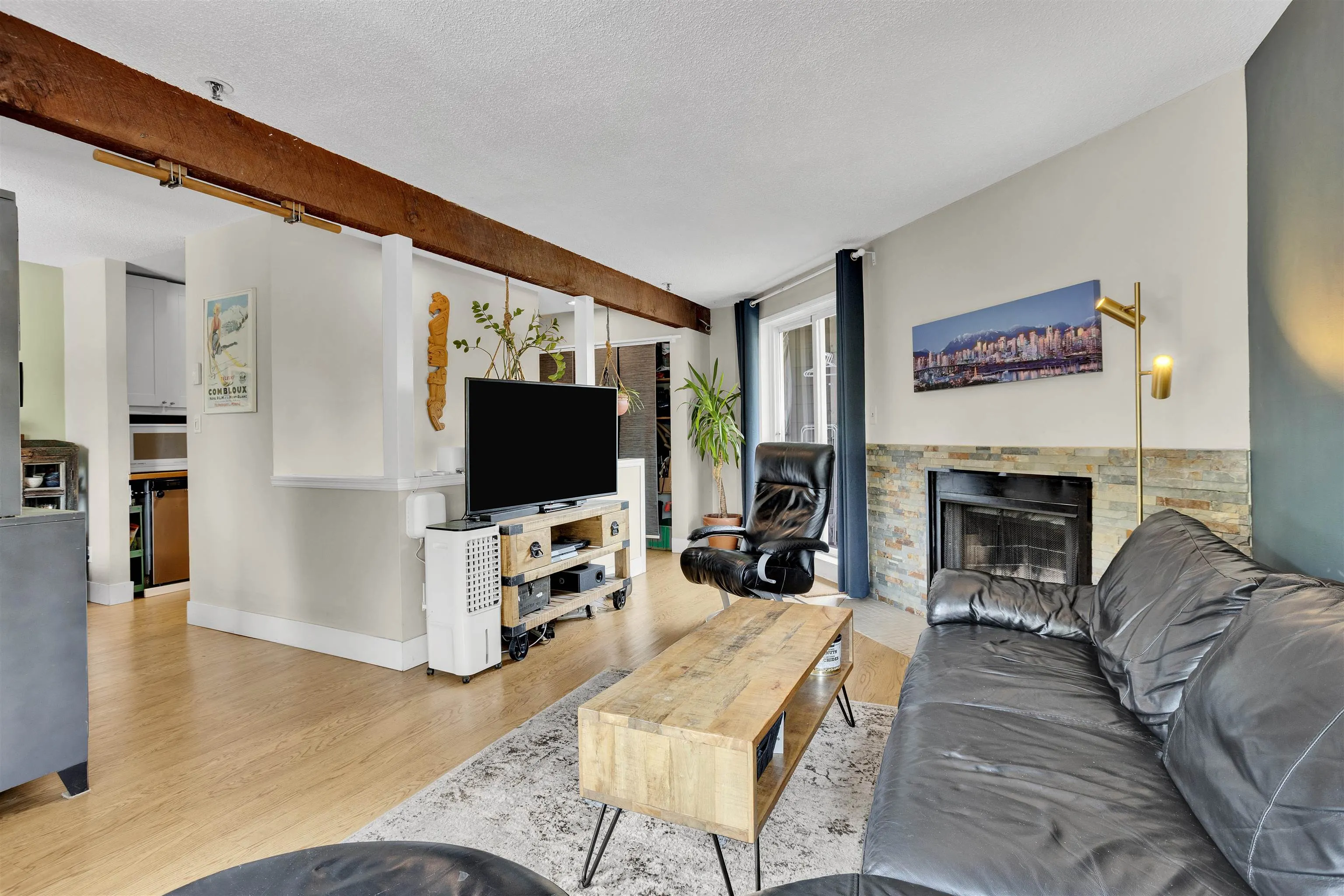 1100 W 6th Avenue #A7