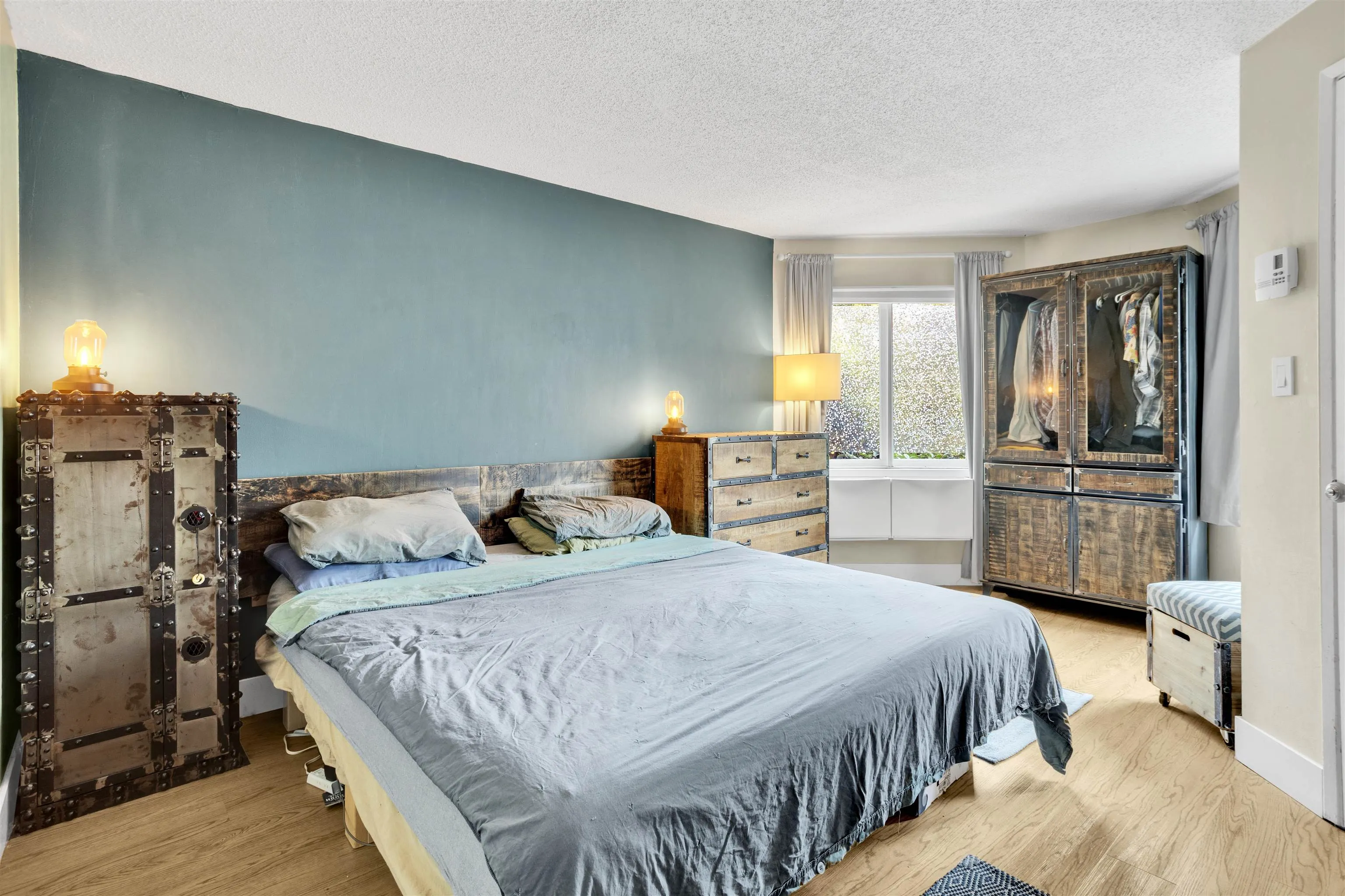 1100 W 6th Avenue #A7