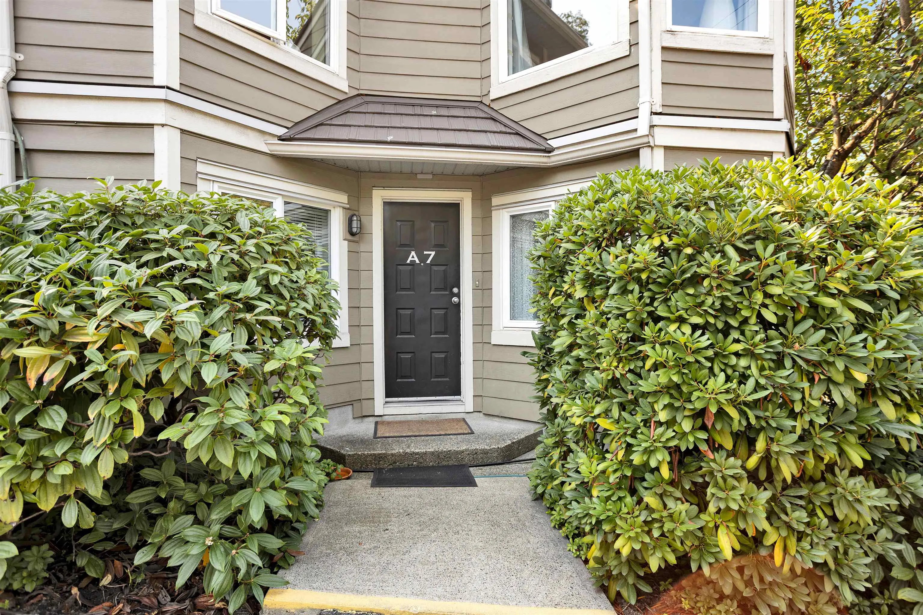 1100 W 6th Avenue #A7