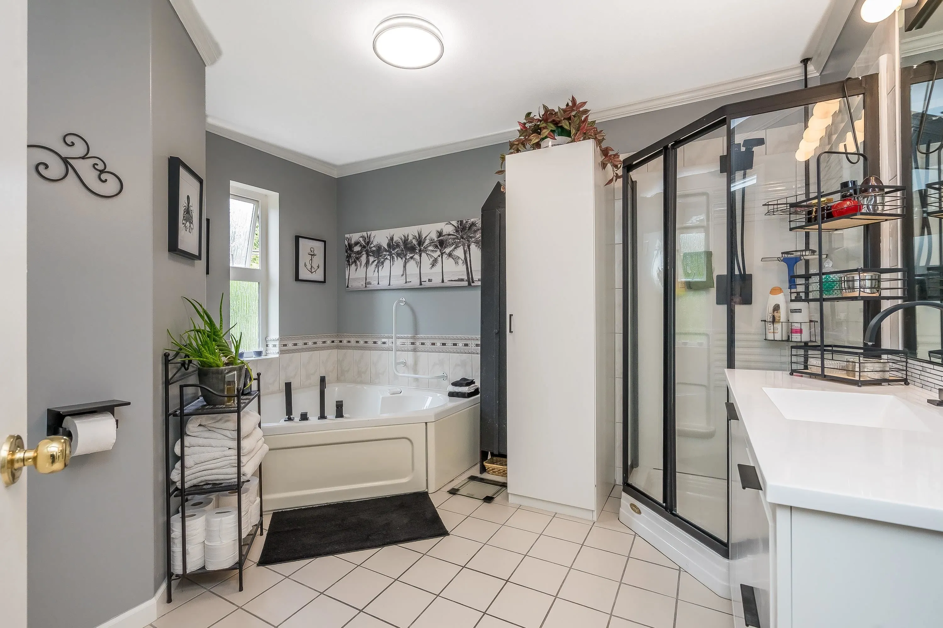 14934 Thrift Avenue #201