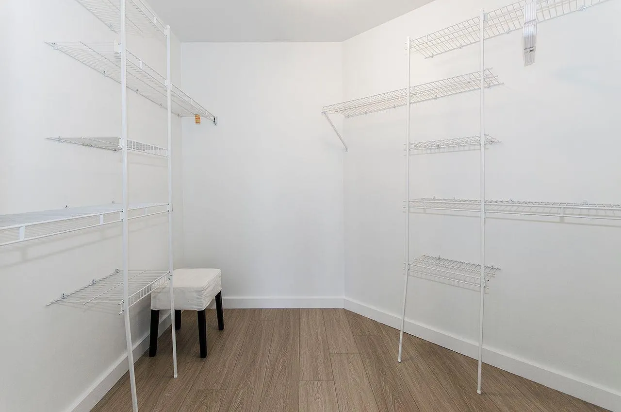 1000 Beach Avenue #1305