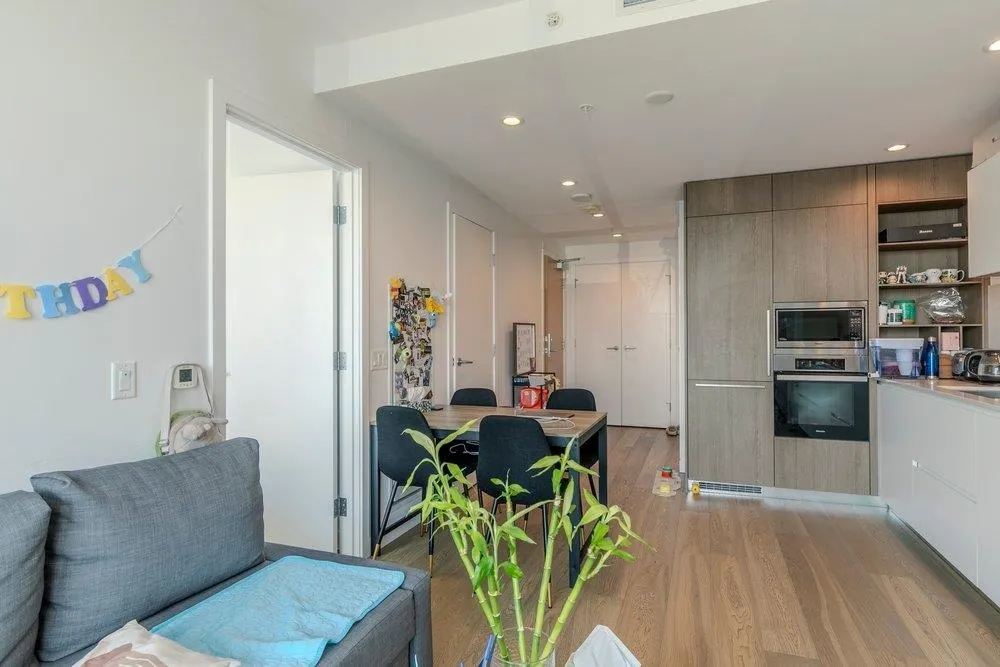 6000 Mckay Avenue #4001