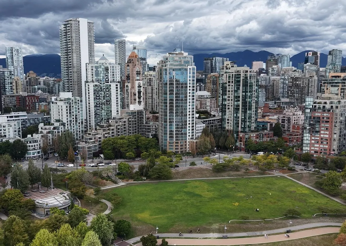 388 Drake Street #802
