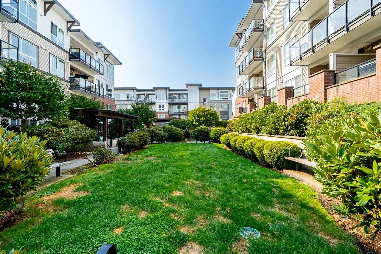 6468 195a Street #302