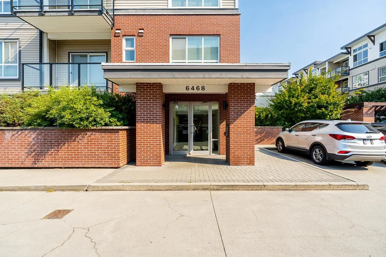 6468 195a Street #302