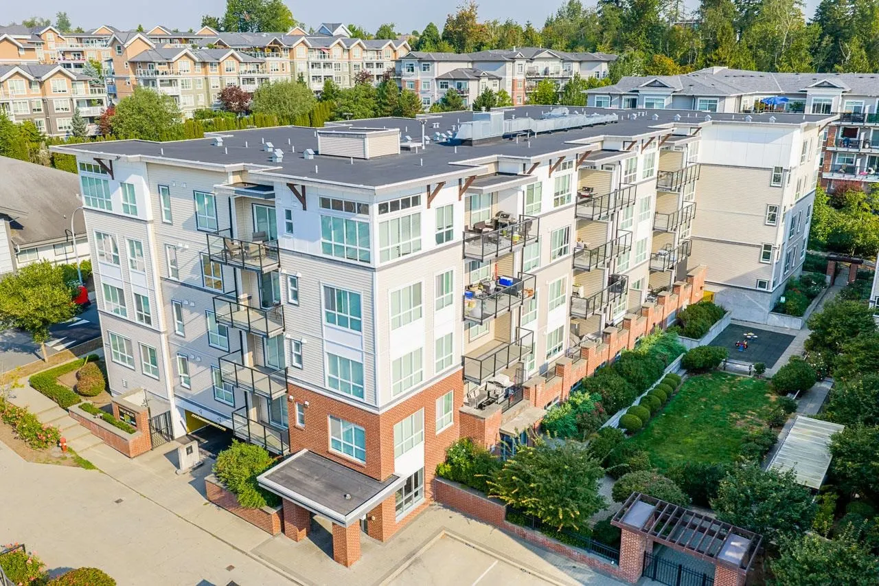 6468 195a Street #302