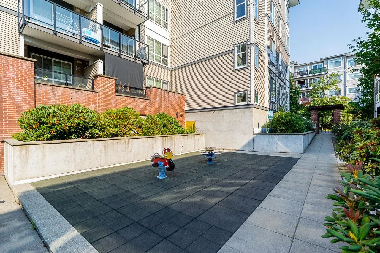 6468 195a Street #302