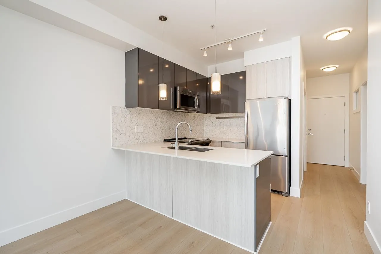 6468 195a Street #302