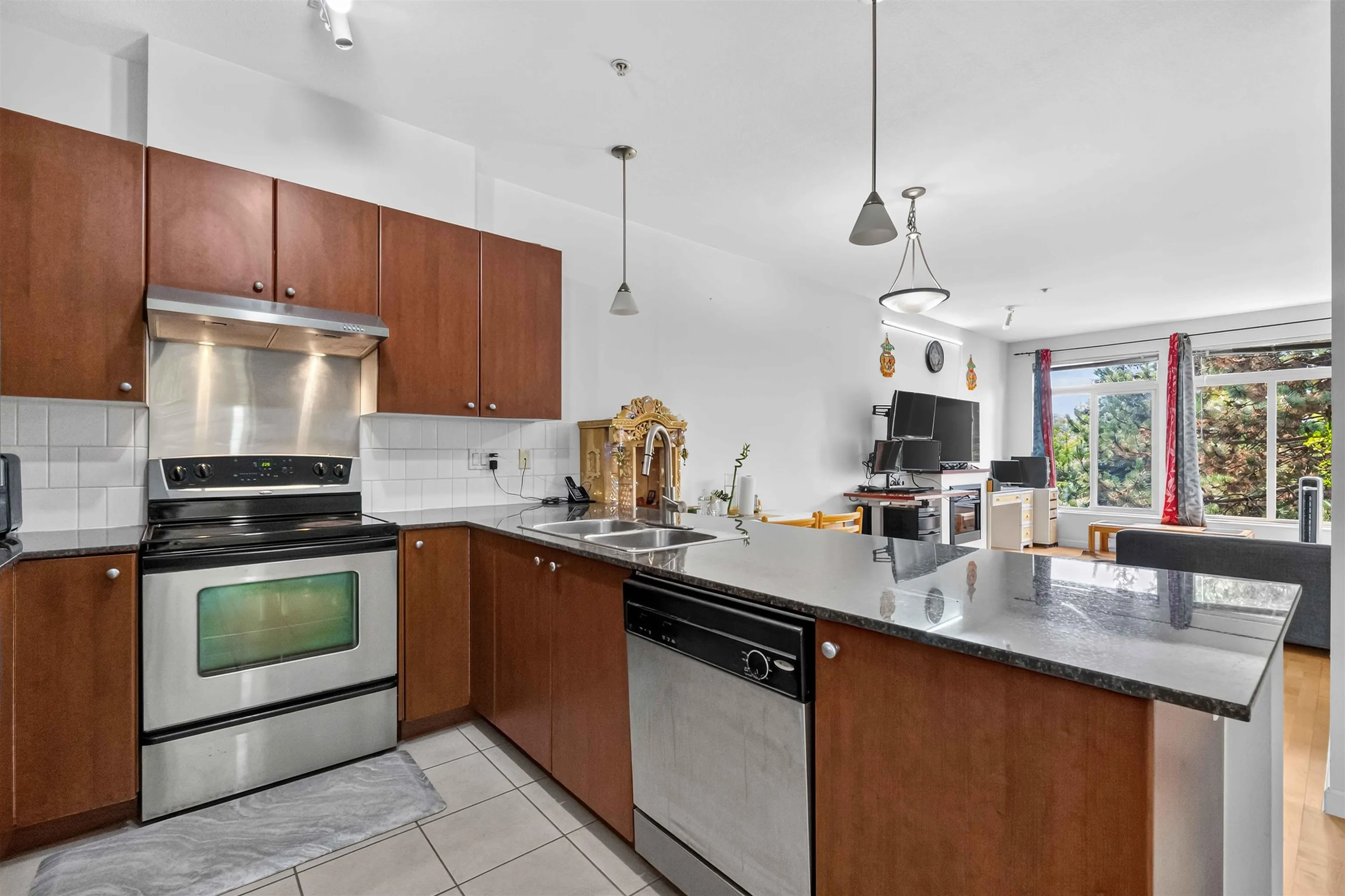 15380 102a Avenue #312