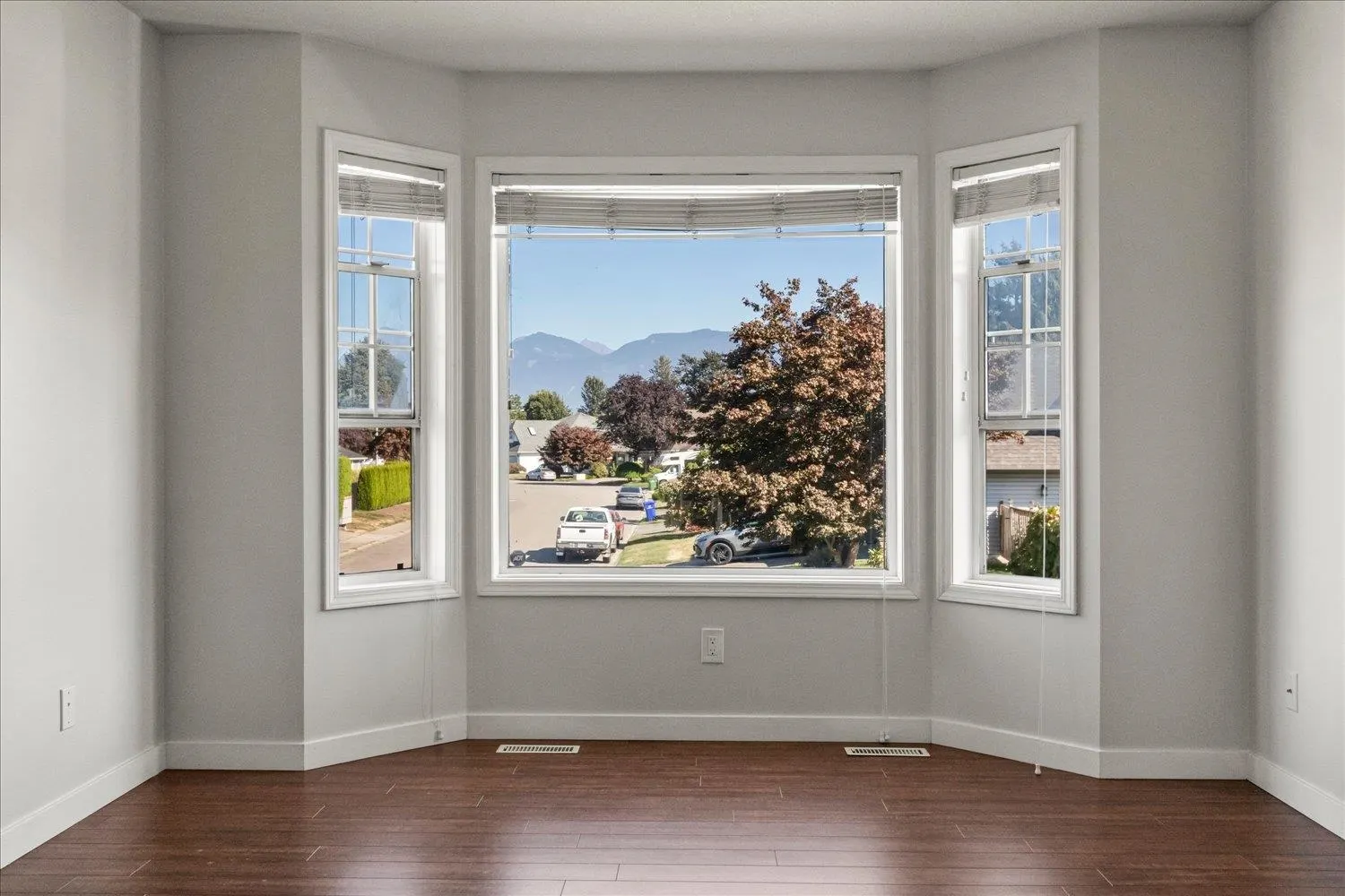 7487 Garnet Drive