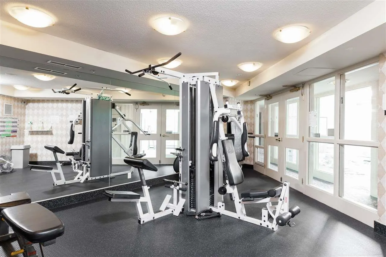1228 Marinaside Crescent #605