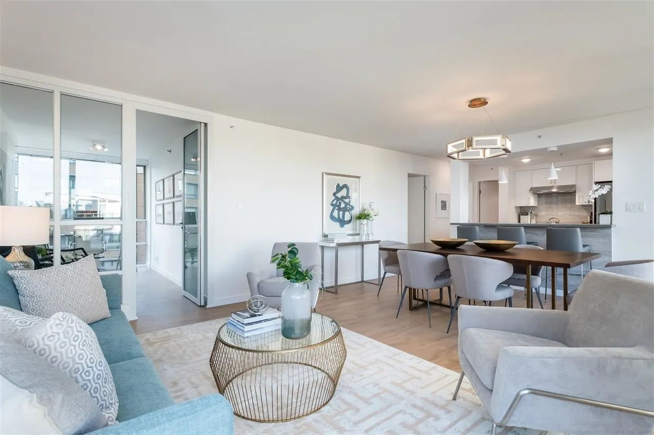 1228 Marinaside Crescent #605