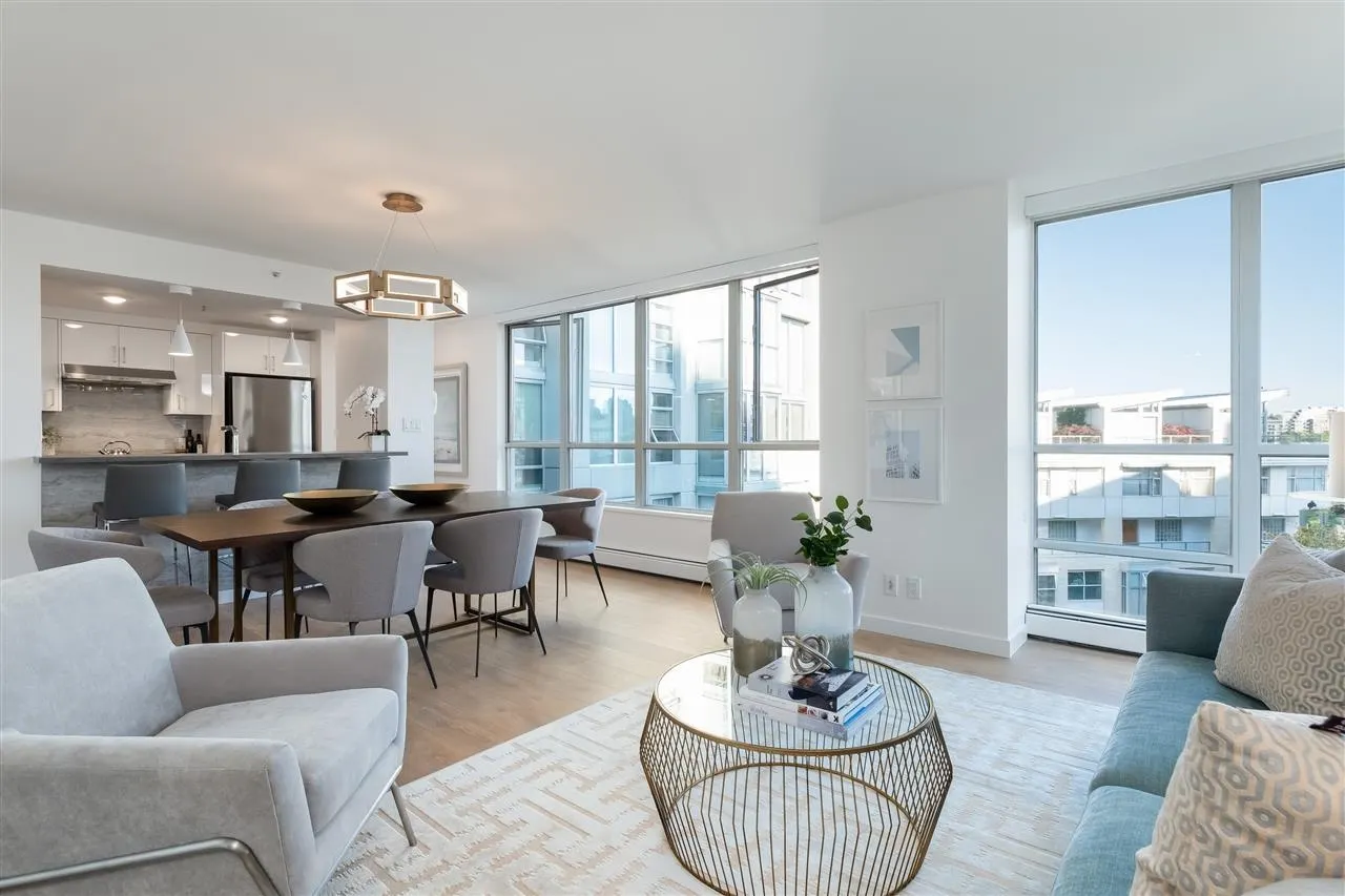 1228 Marinaside Crescent #605