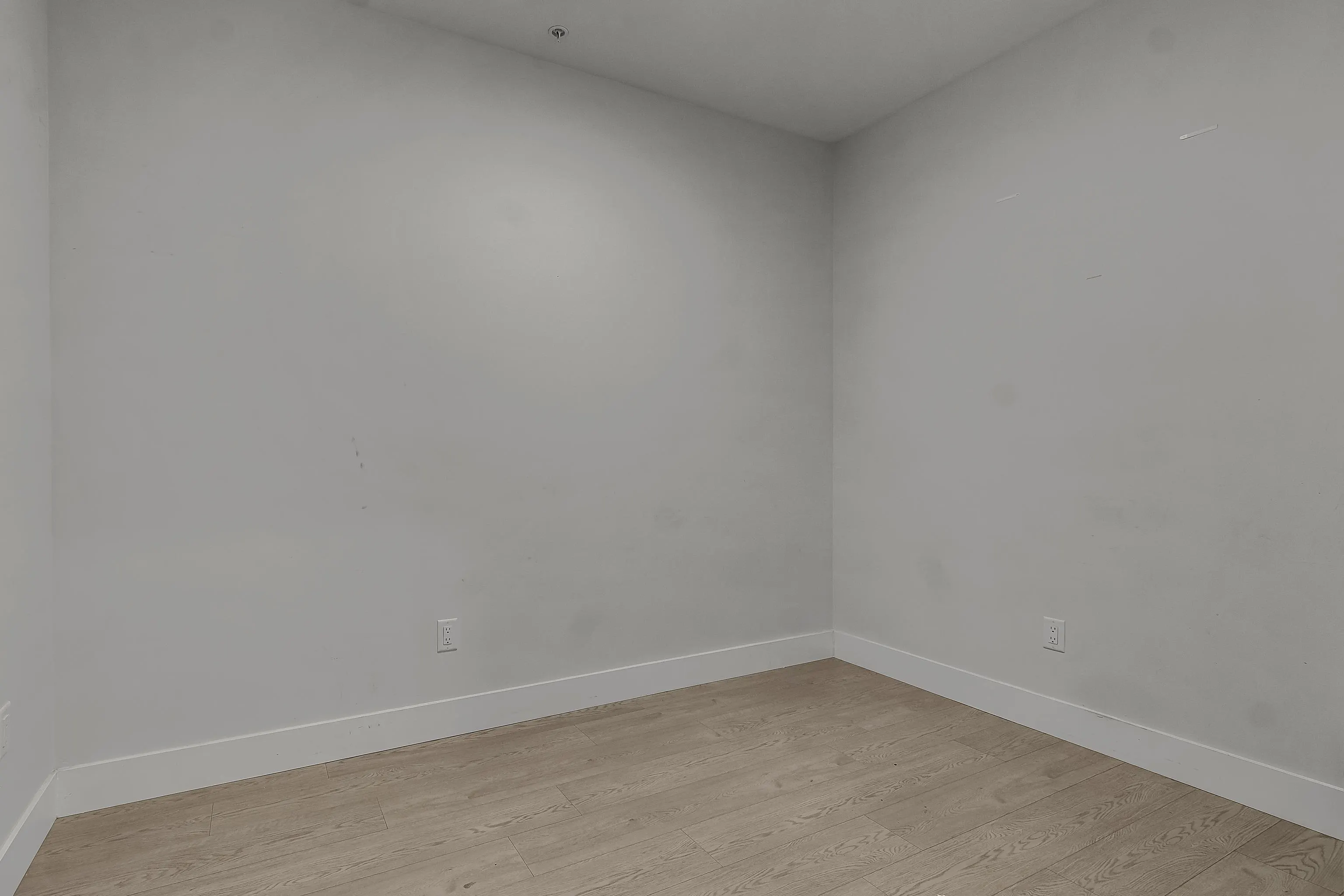 5486 199a Street #110