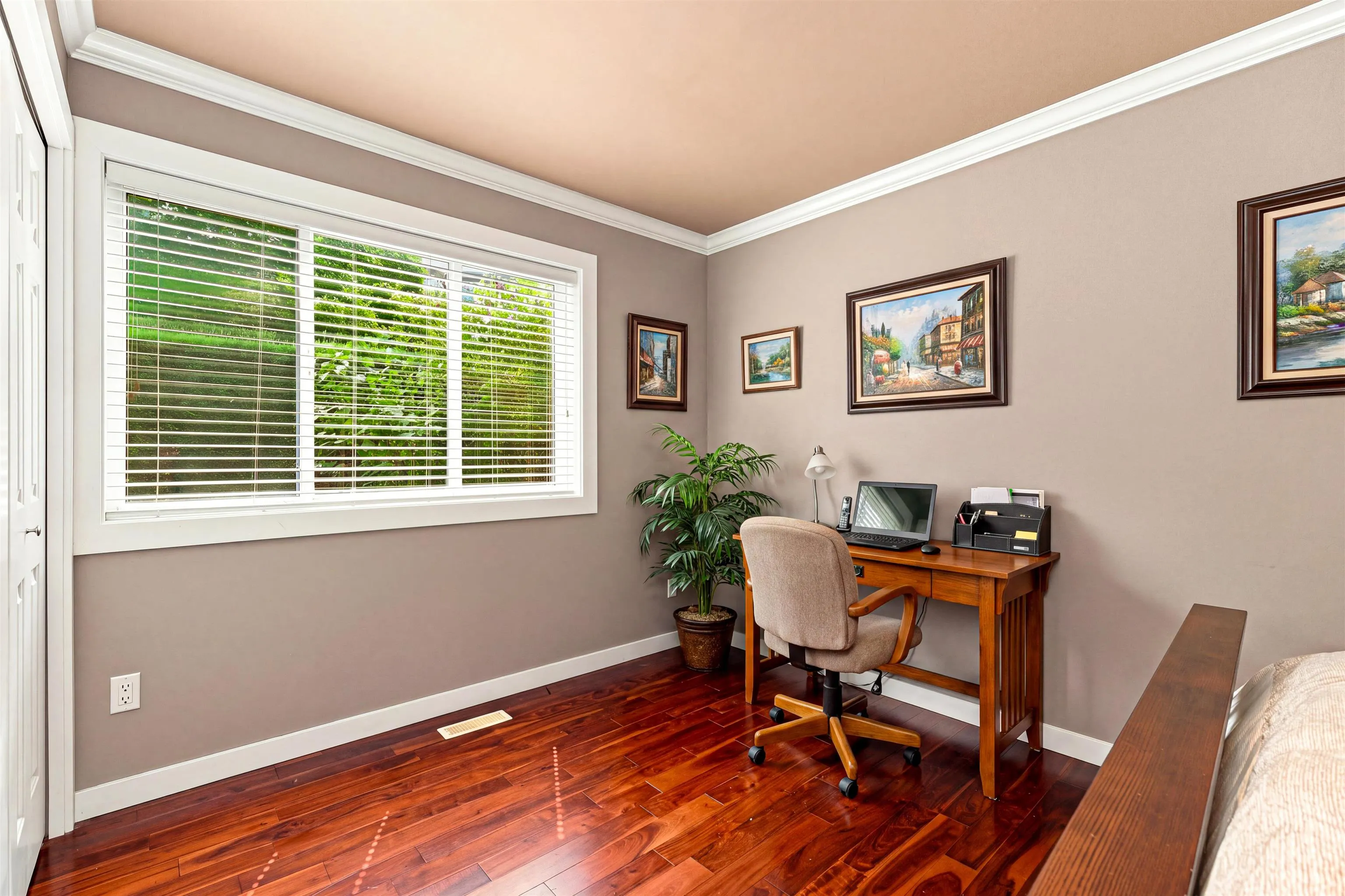 34250 Hazelwood Avenue #52