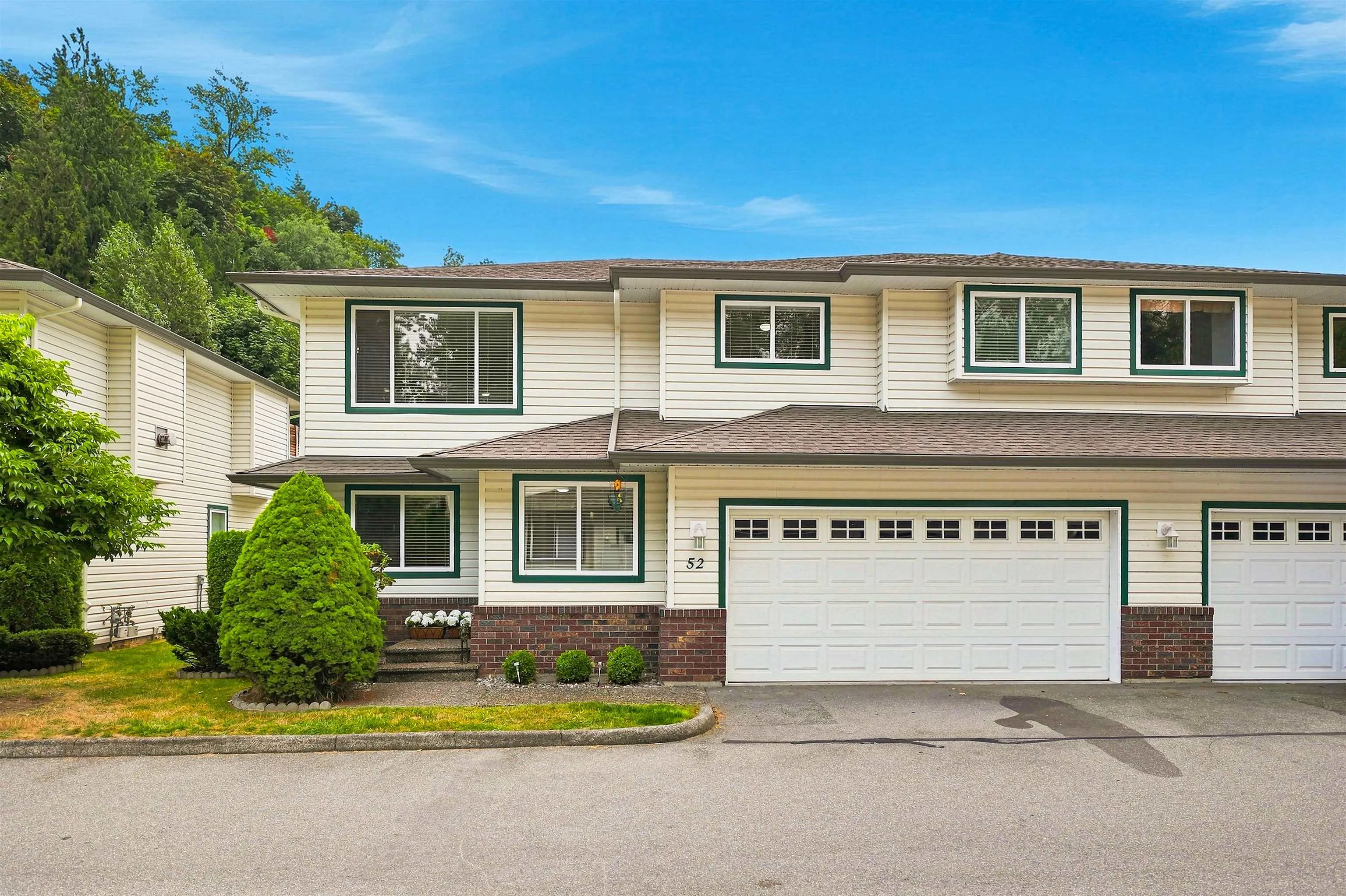 34250 Hazelwood Avenue #52