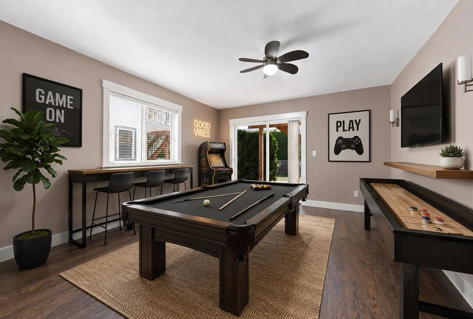 34250 Hazelwood Avenue #52