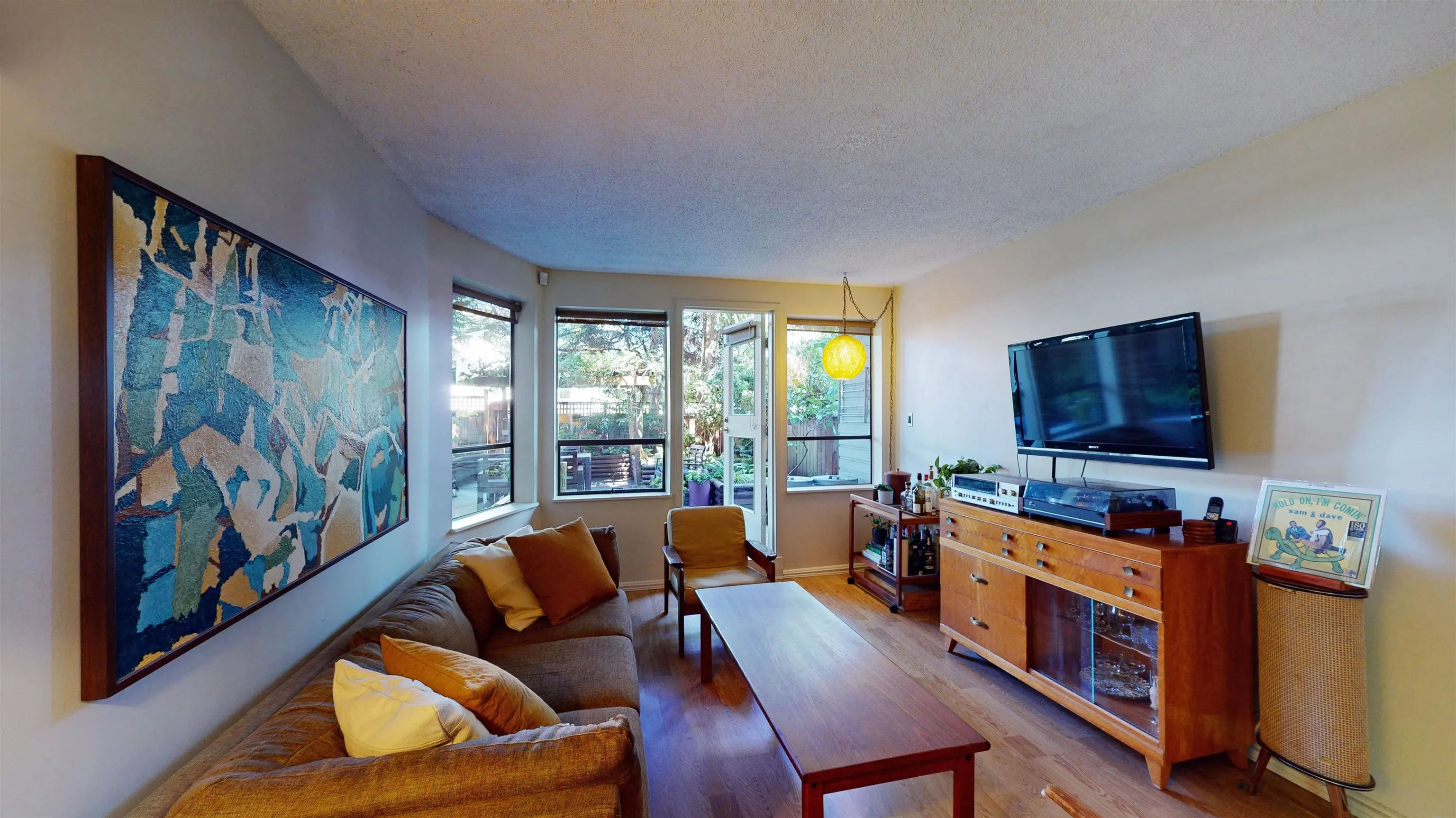853 E 7th Avenue #111