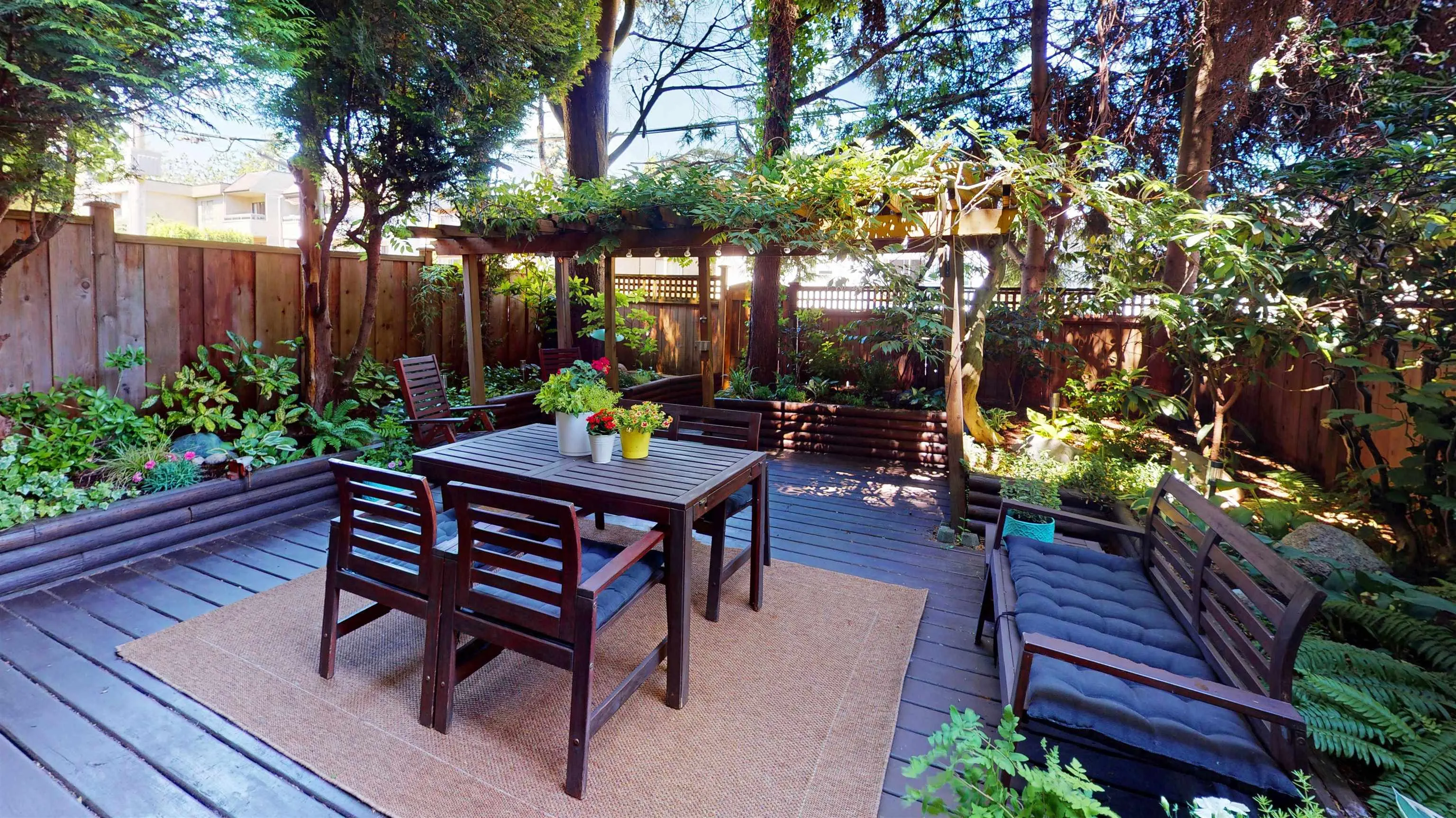 853 E 7th Avenue #111