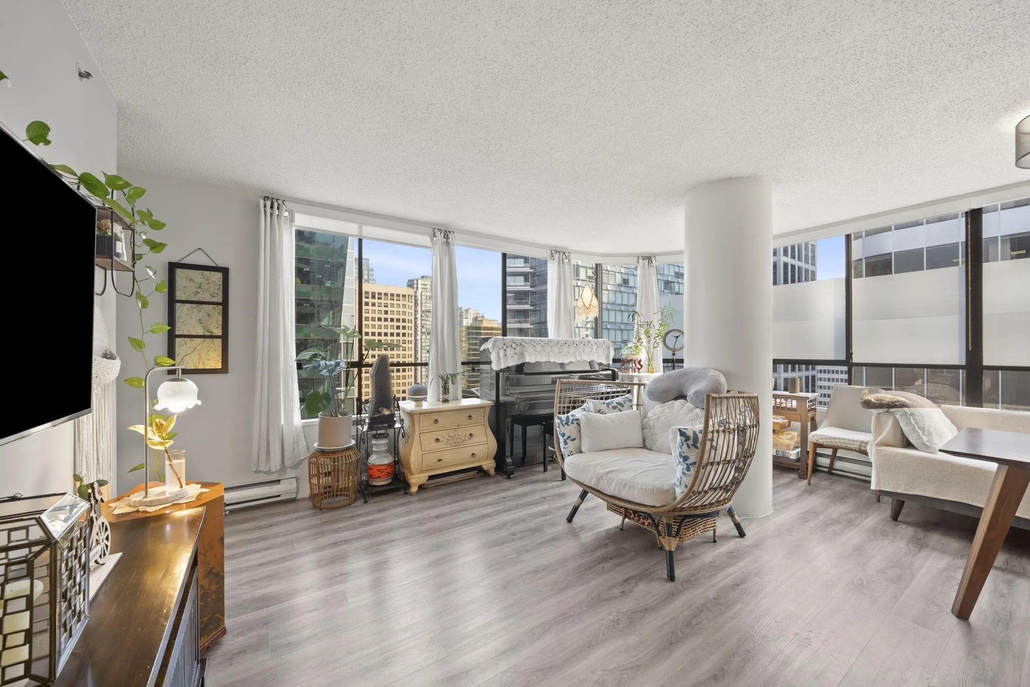 1060 Alberni Street #1506