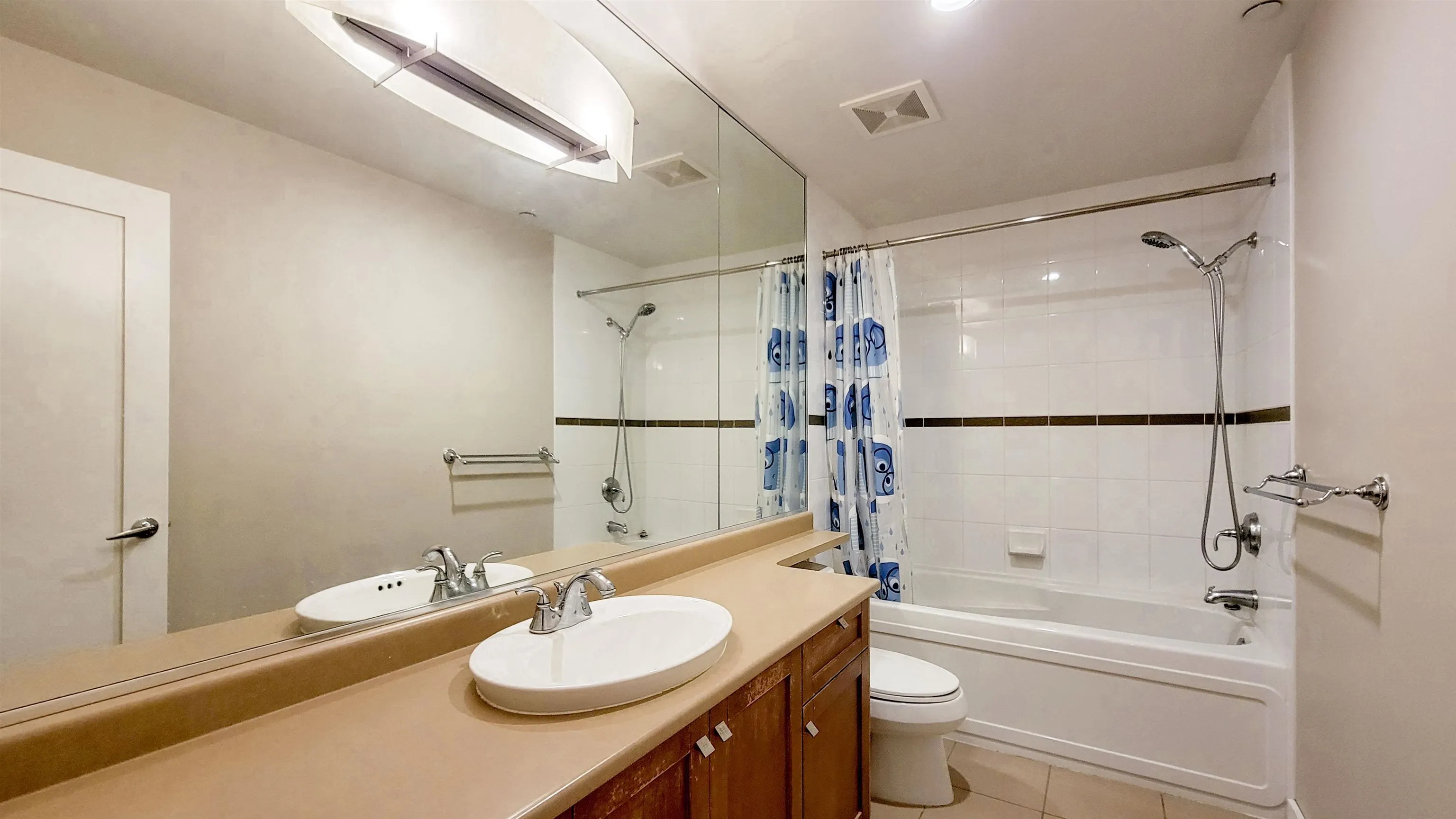 7388 Macpherson Avenue #74