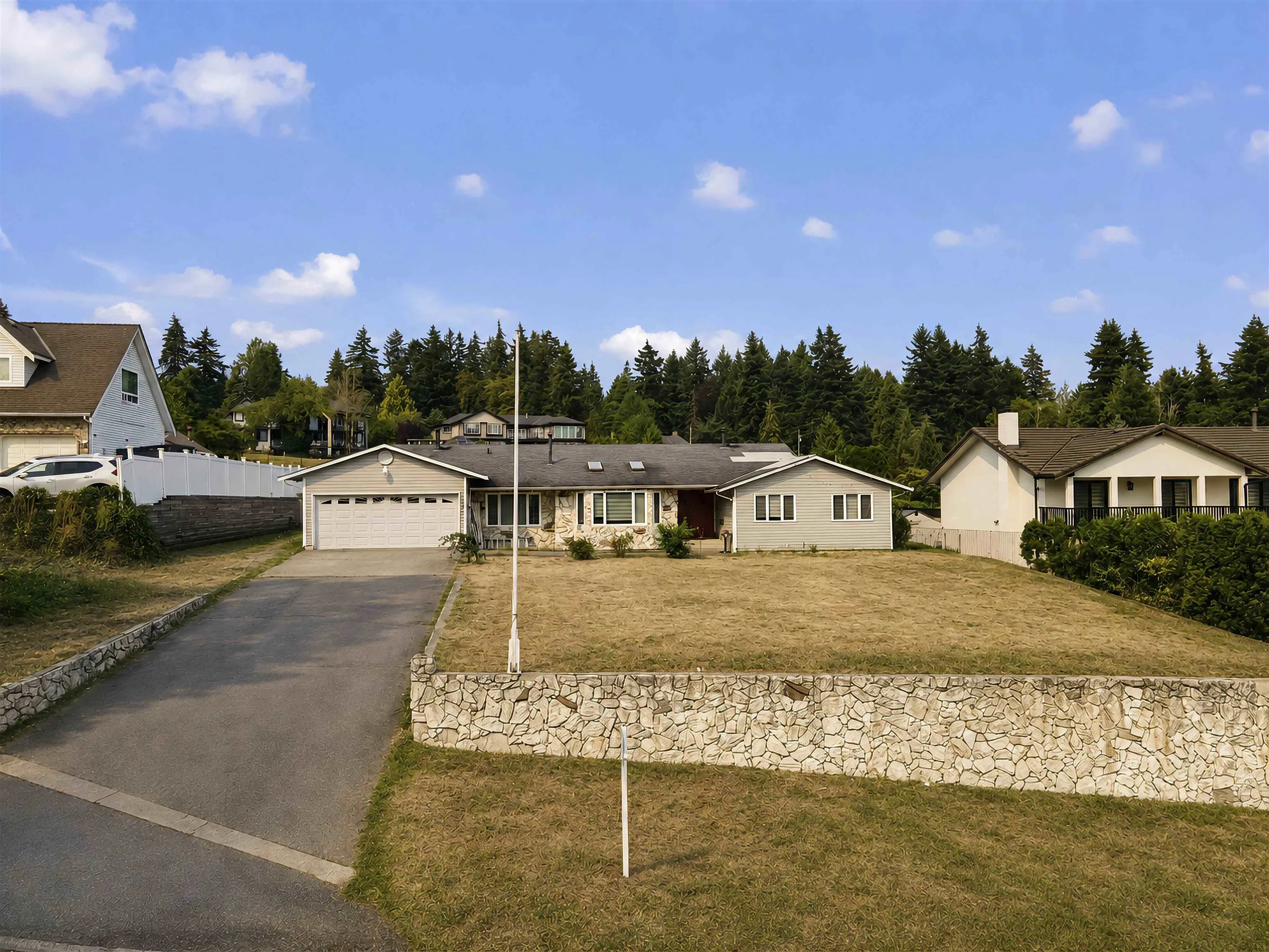 12921 Southridge Drive