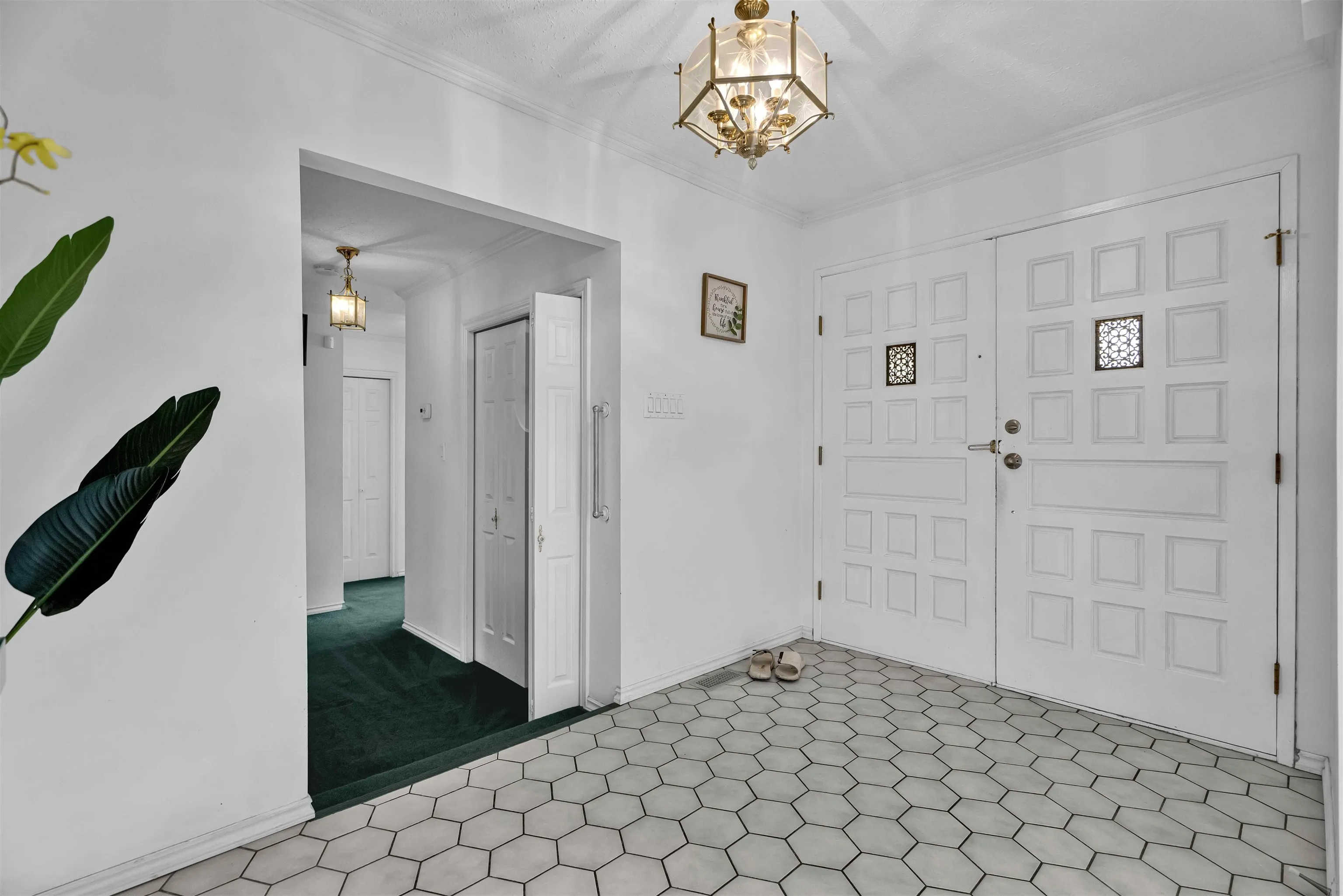 12921 Southridge Drive