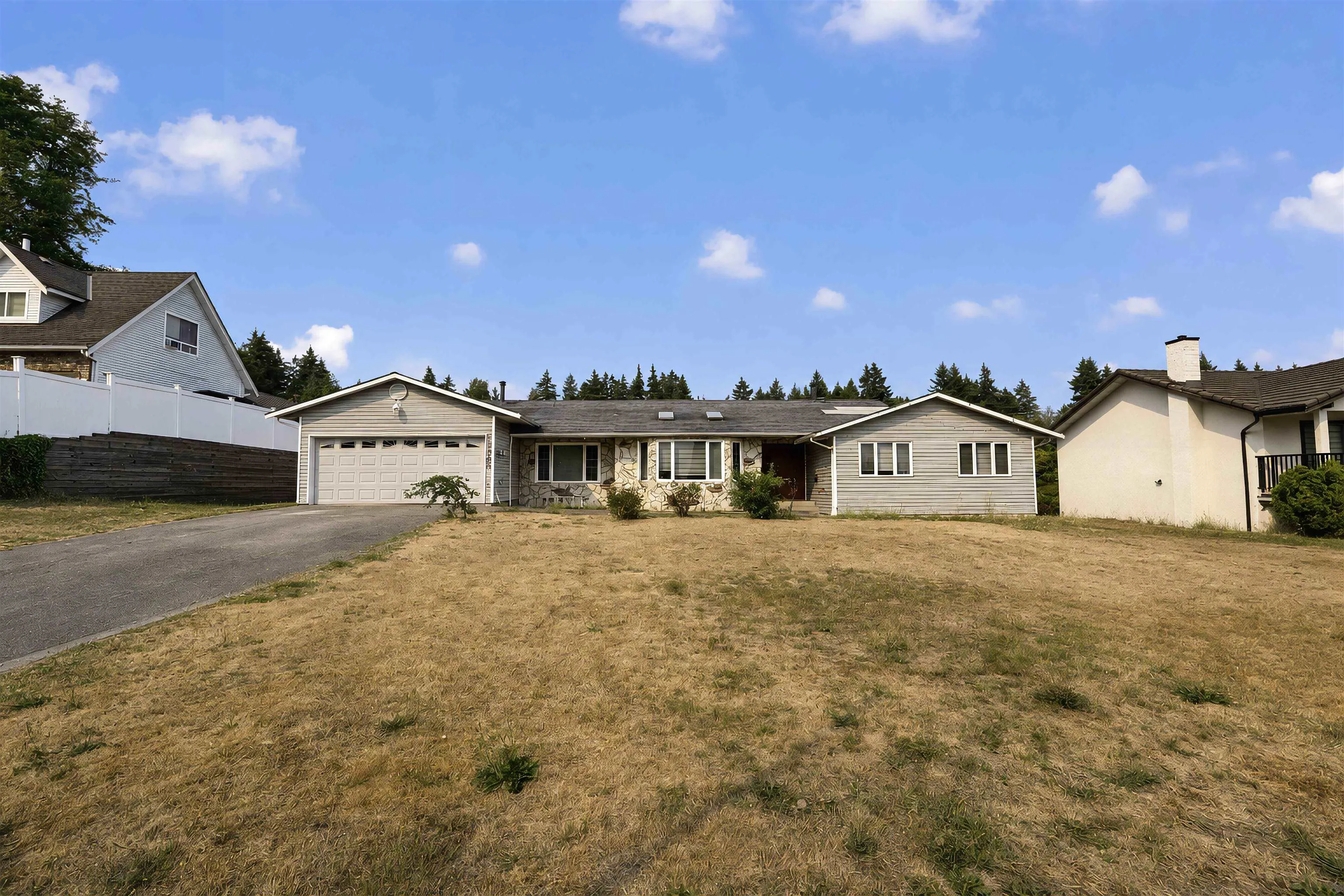 12921 Southridge Drive