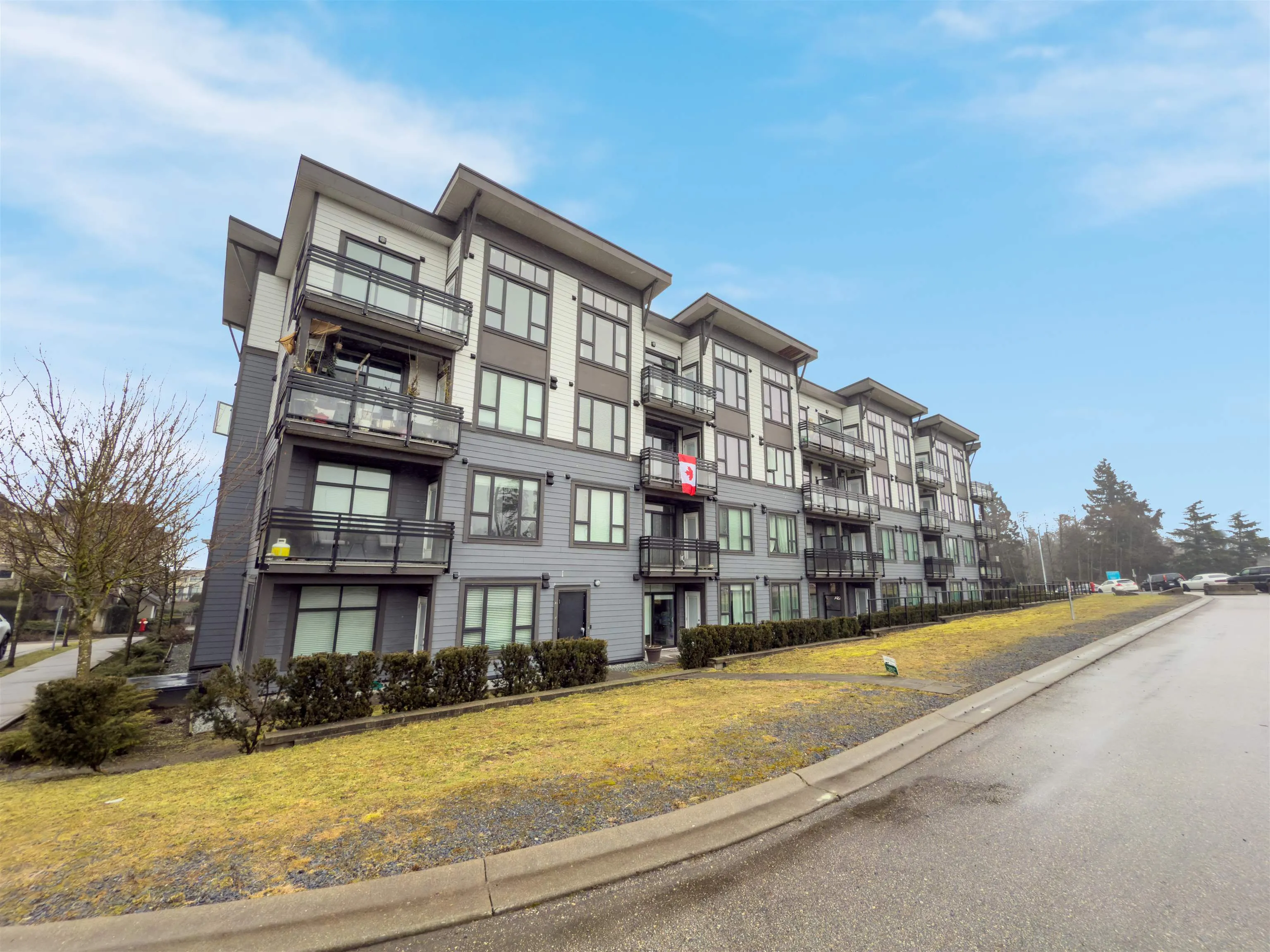 9983 E Barnston Drive #207