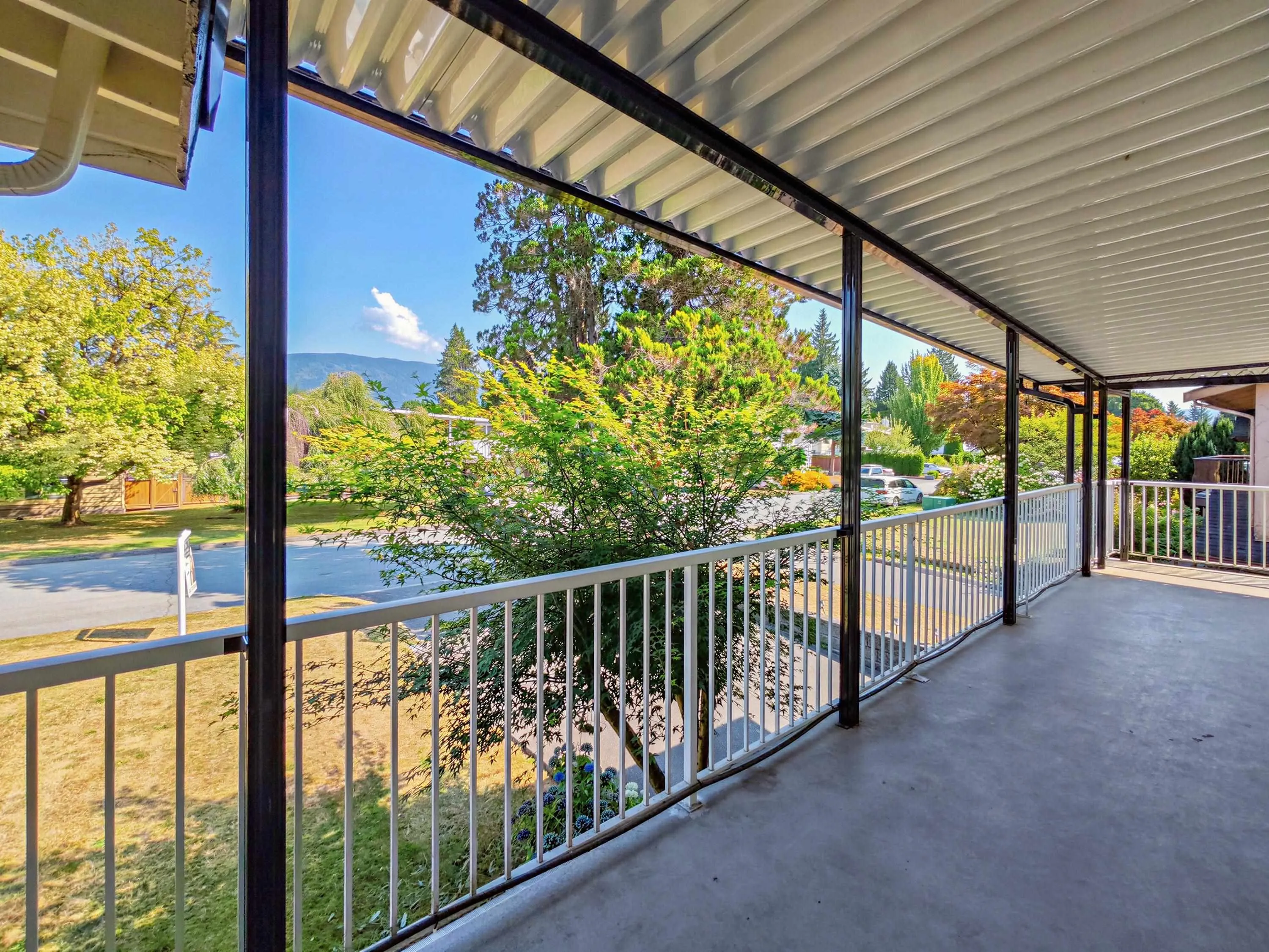 1152 Glade Court