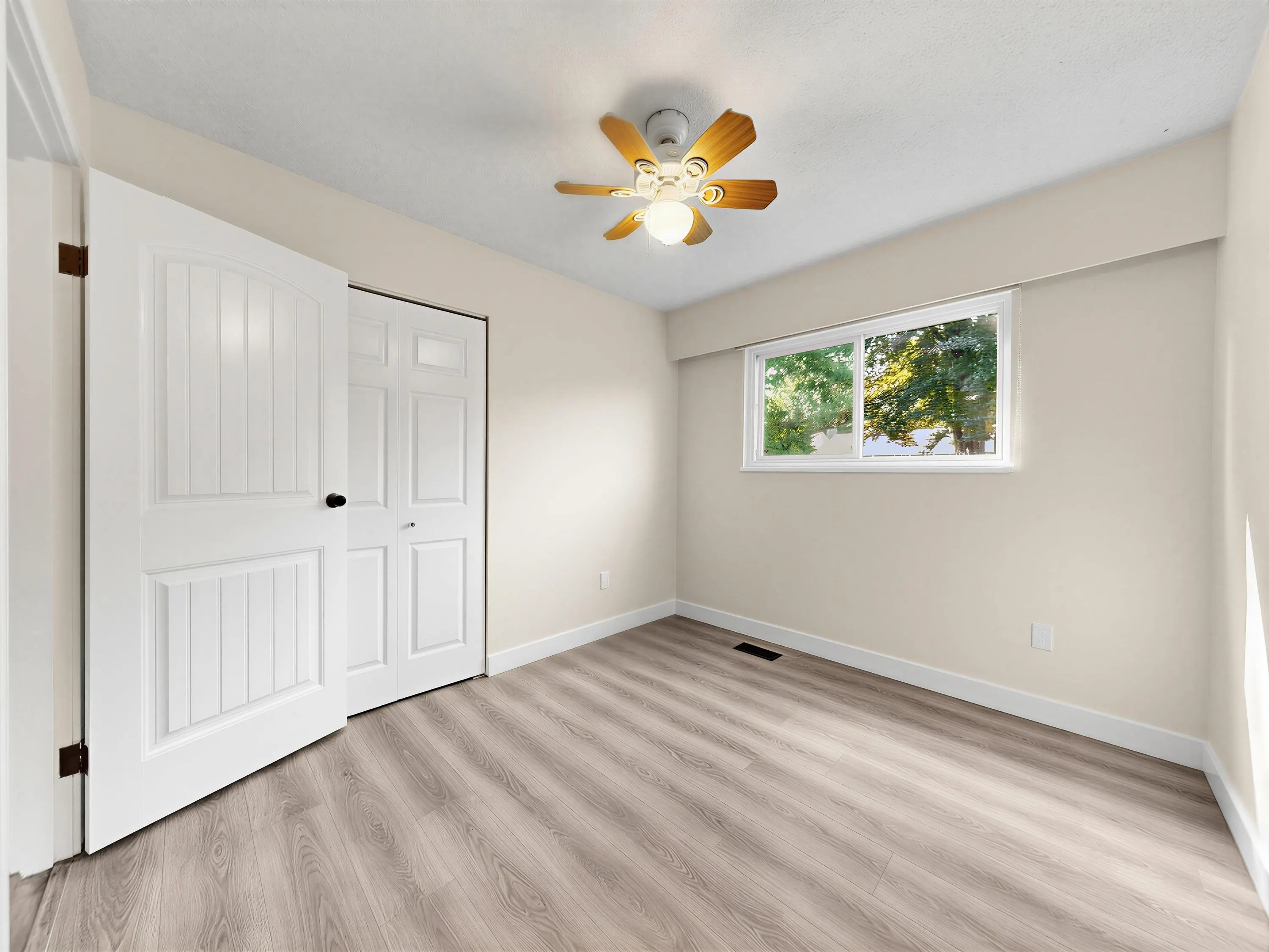1152 Glade Court