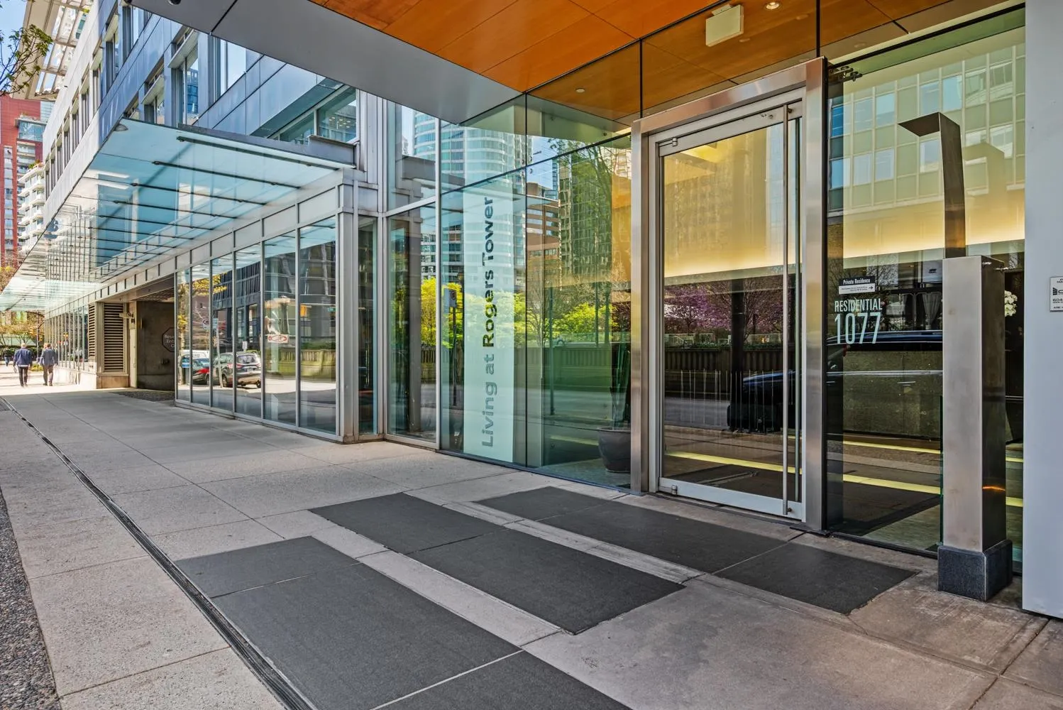 1077 W Cordova Street #4X03
