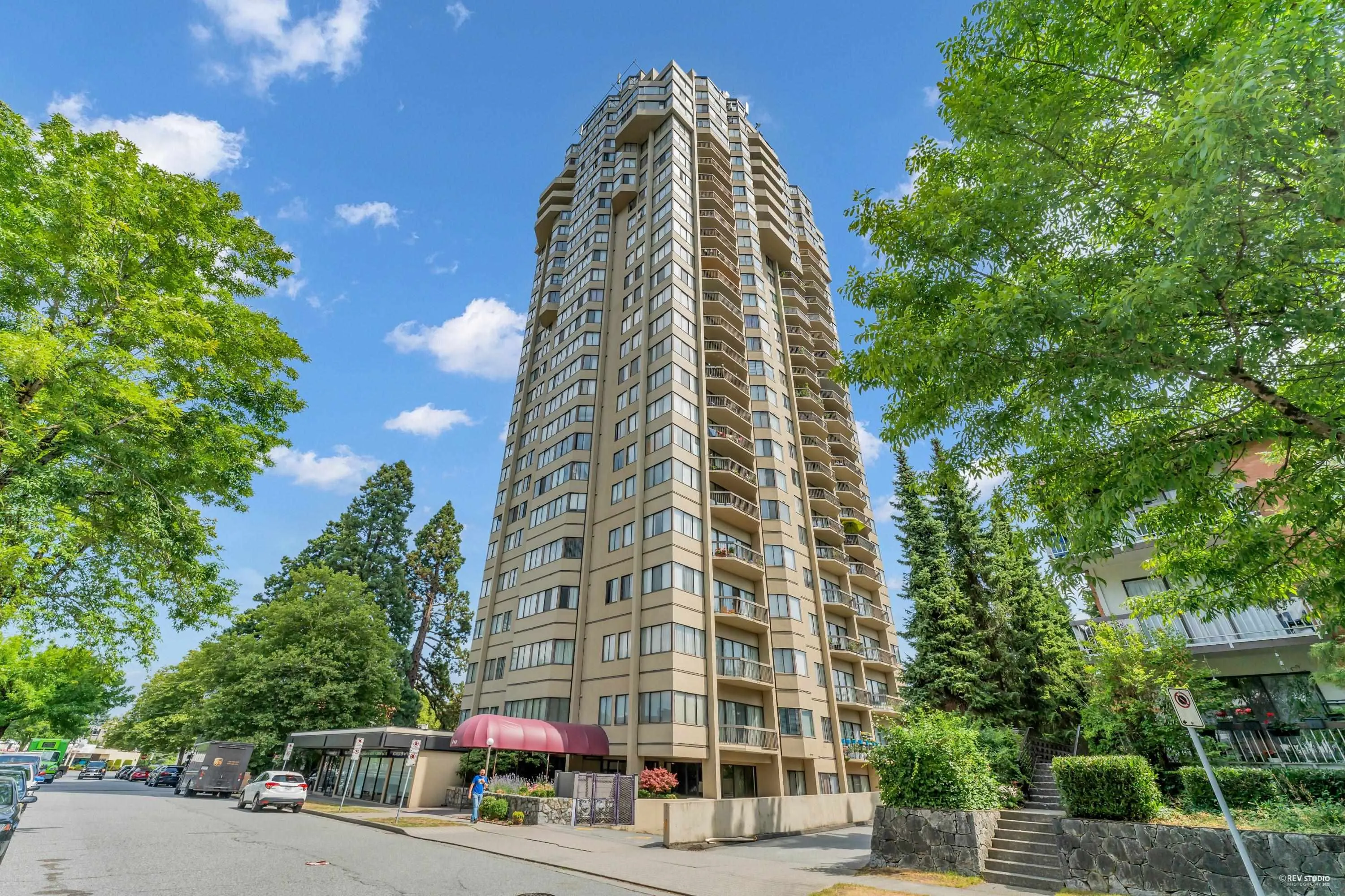 6540 Burlington Avenue #2006