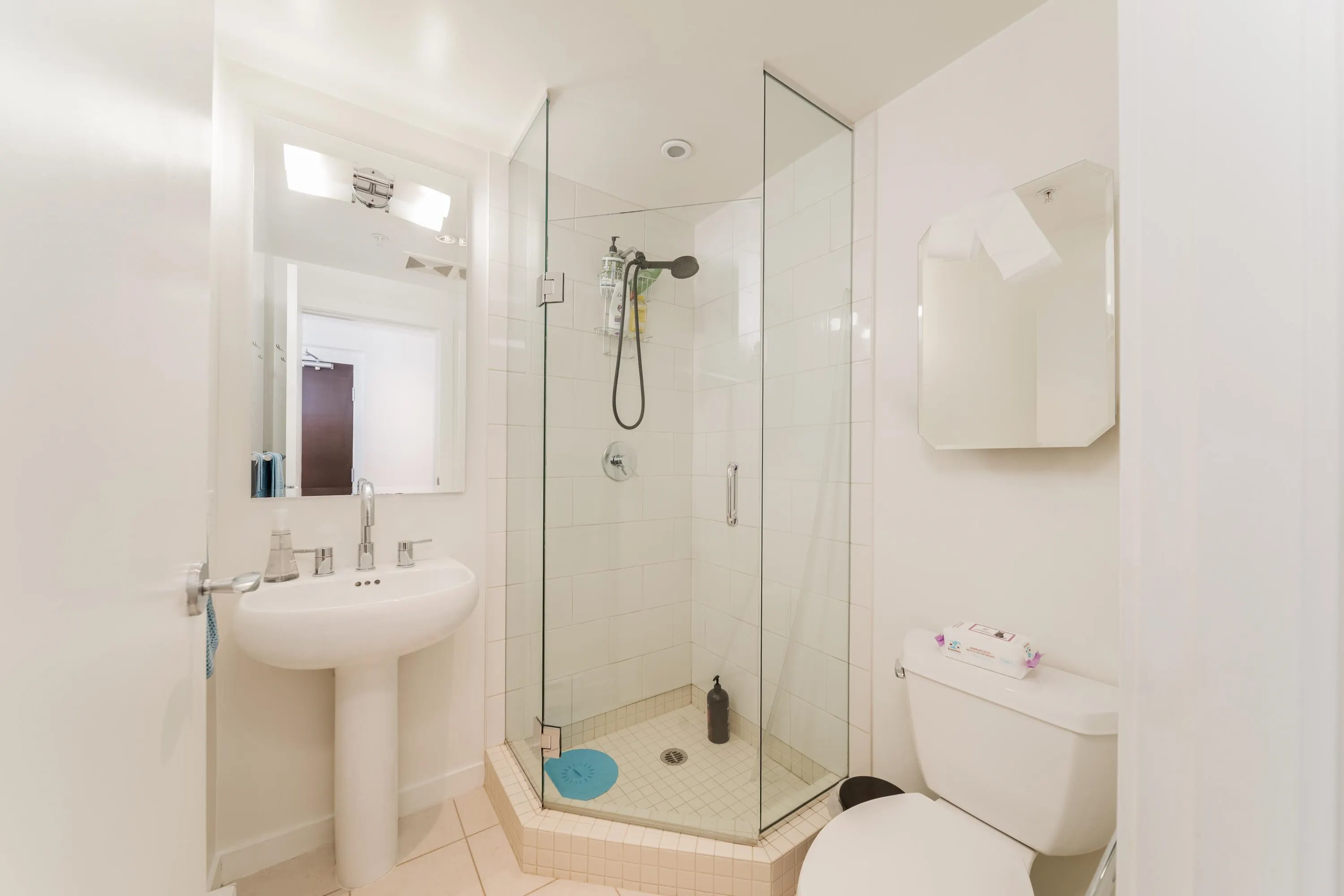 1005 Beach Avenue #2003