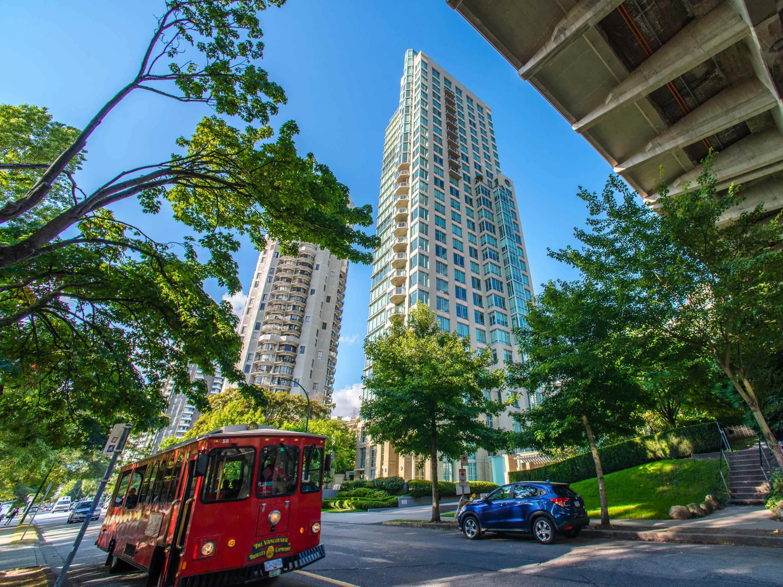 1005 Beach Avenue #2003