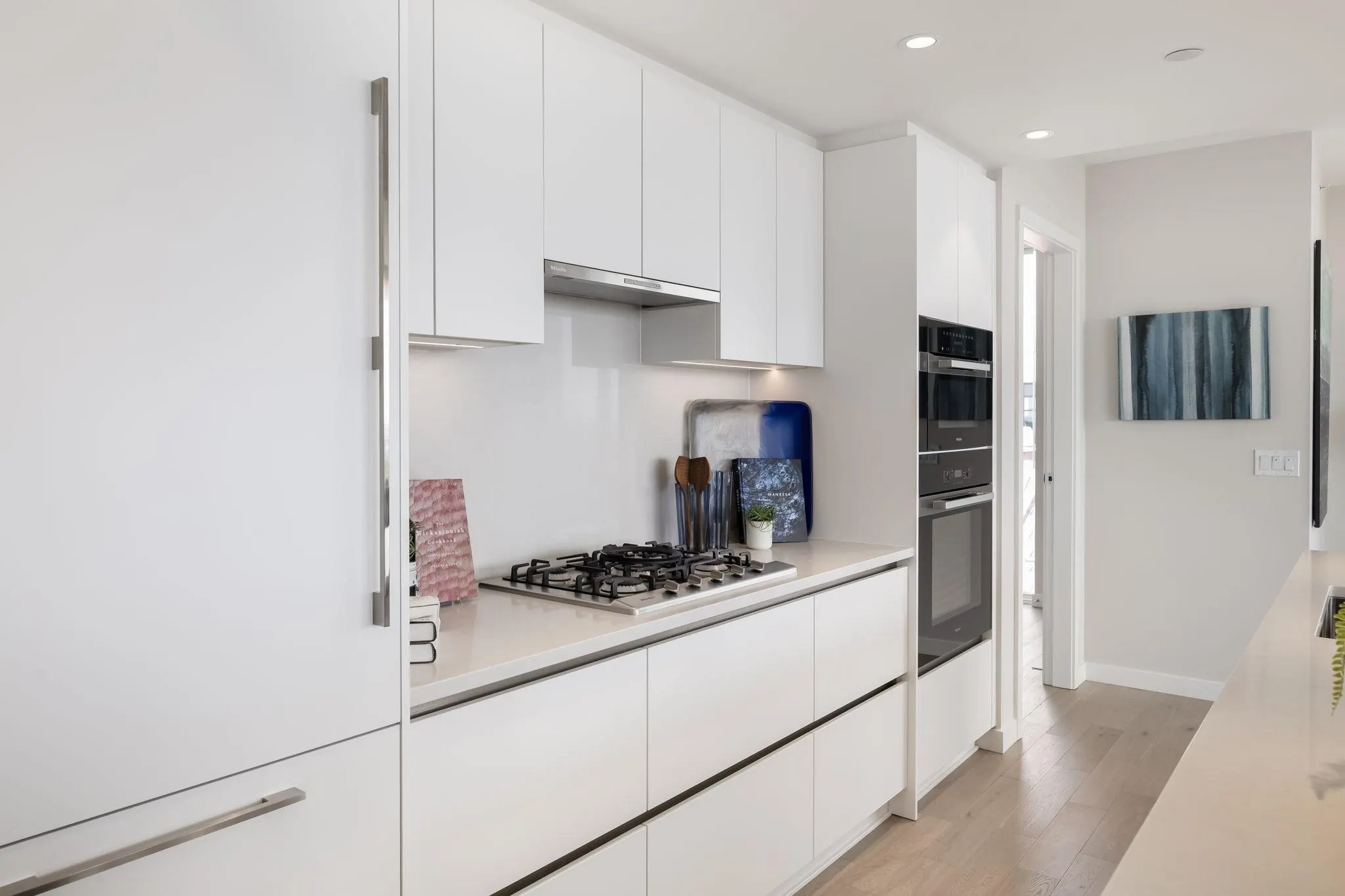 485 W 42nd Avenue #1402