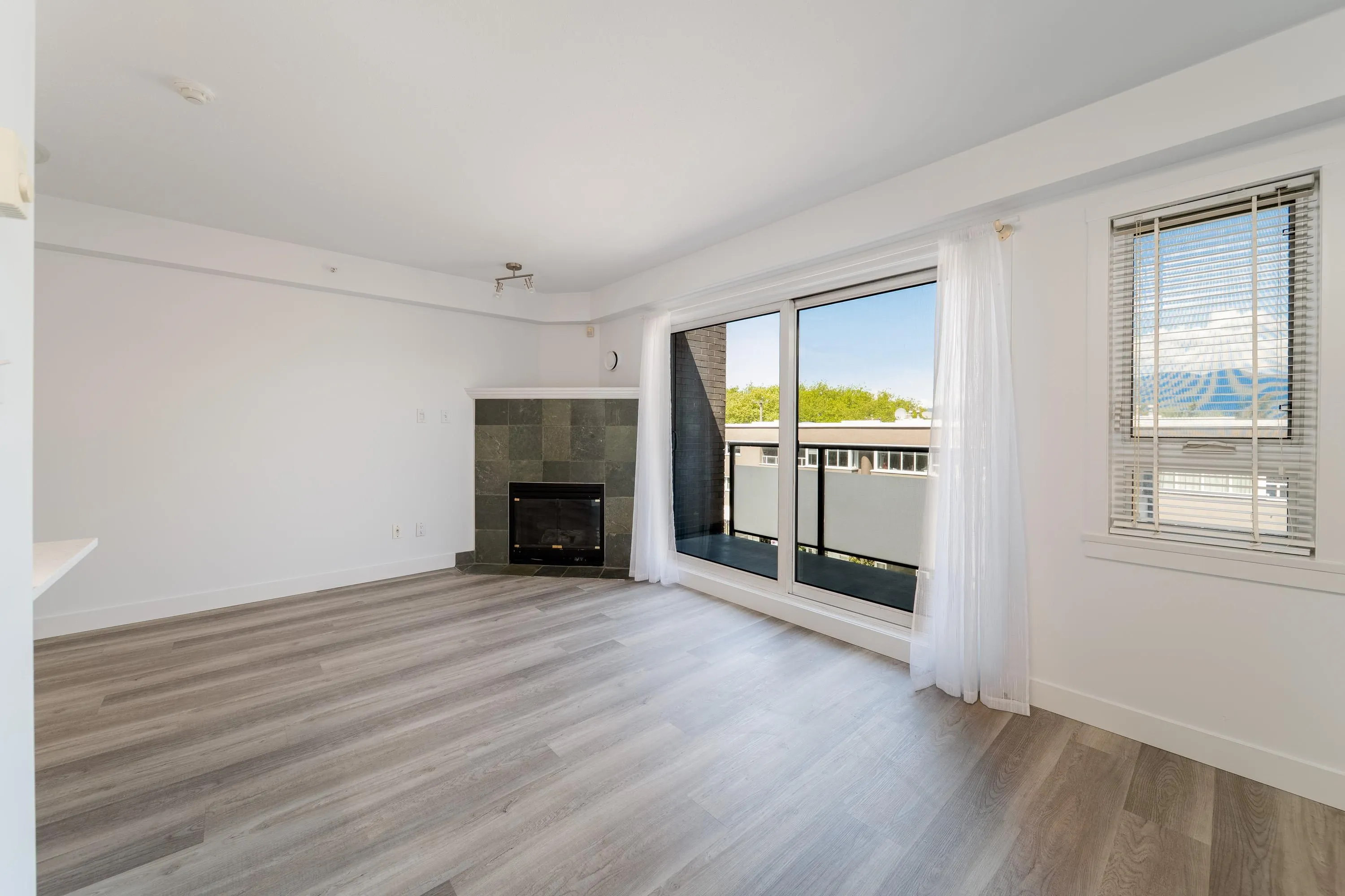 3788 W 10th Avenue #302
